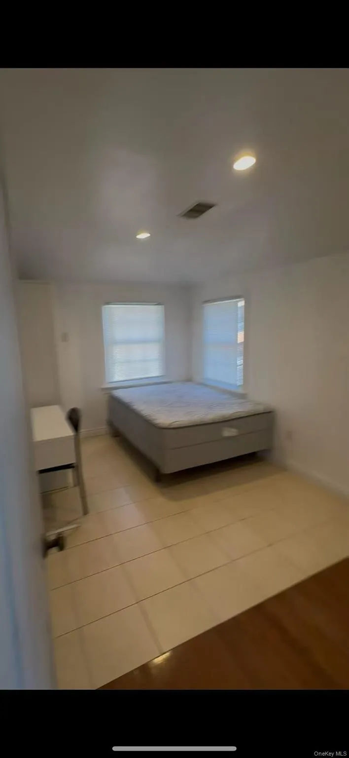 6457 230th Street, New York, NY, 3 Bedrooms Bedrooms, 6 Rooms Rooms,1 BathroomBathrooms,Residential Lease,For Rent,230th,0,981797 6457 230th Street, New York, NY, 3 Bedrooms Bedrooms, 6 Rooms Rooms,1 BathroomBathrooms,Residential Lease,For Rent,230th,0,981797