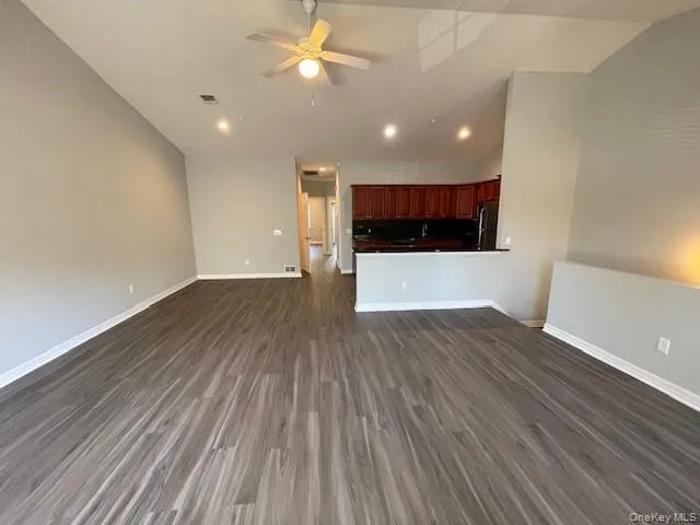 310 Center Court, Brookhaven, NY, 1 Bedroom Bedrooms, 5 Rooms Rooms,2 BathroomsBathrooms,Residential Lease,For Rent,Center,0,981800 310 Center Court, Brookhaven, NY, 1 Bedroom Bedrooms, 5 Rooms Rooms,2 BathroomsBathrooms,Residential Lease,For Rent,Center,0,981800