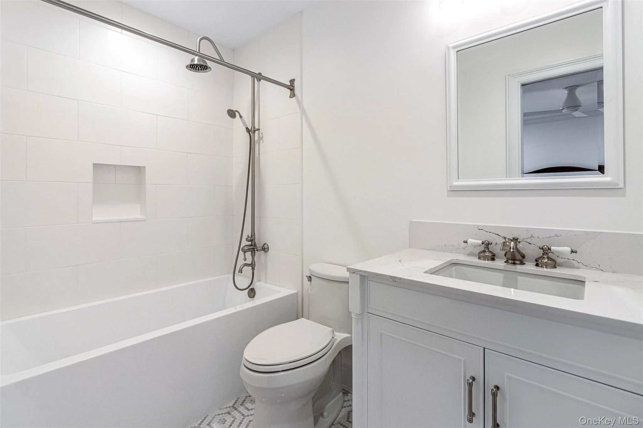 350 Laurel Way, Southold, NY, 4 Bedrooms Bedrooms, 12 Rooms Rooms,4 BathroomsBathrooms,Residential,For Rent,Laurel,0,981805 350 Laurel Way, Southold, NY, 4 Bedrooms Bedrooms, 12 Rooms Rooms,4 BathroomsBathrooms,Residential,For Rent,Laurel,0,981805