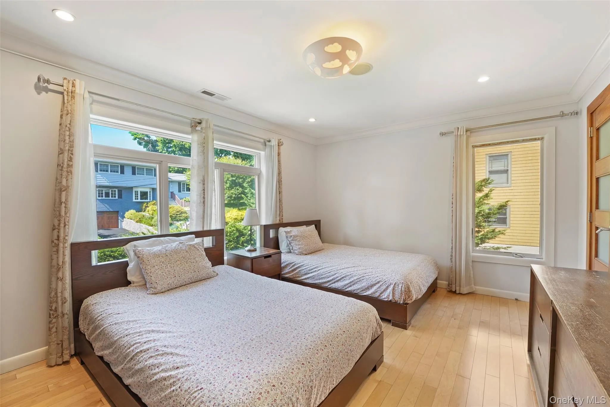 2 Hudson Street, Greenburgh, NY, 5 Bedrooms Bedrooms, 9 Rooms Rooms,5 BathroomsBathrooms,Residential Lease,For Rent,Hudson,0,981809 2 Hudson Street, Greenburgh, NY, 5 Bedrooms Bedrooms, 9 Rooms Rooms,5 BathroomsBathrooms,Residential Lease,For Rent,Hudson,0,981809