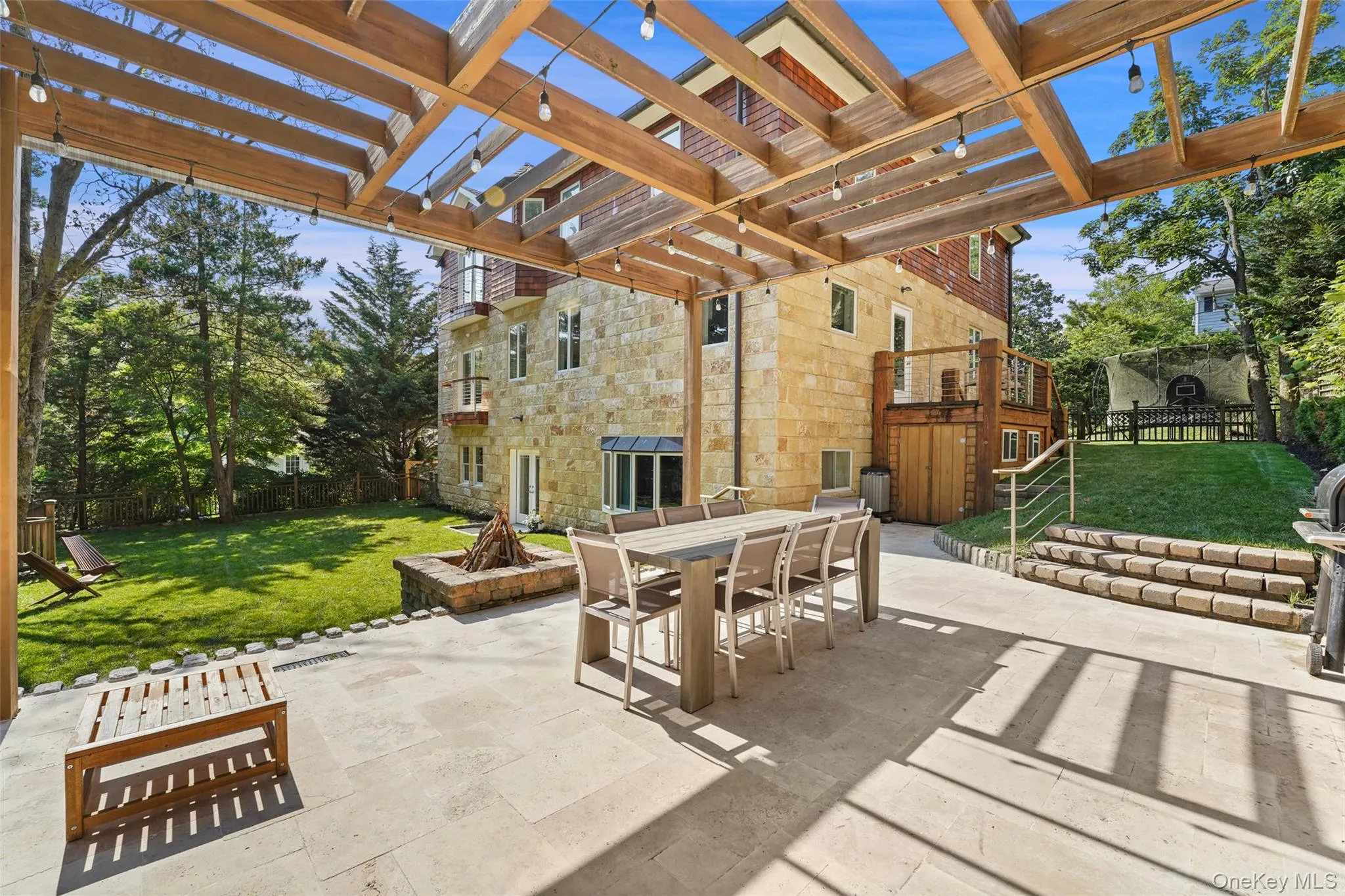 2 Hudson Street, Greenburgh, NY, 5 Bedrooms Bedrooms, 9 Rooms Rooms,5 BathroomsBathrooms,Residential Lease,For Rent,Hudson,0,981809 2 Hudson Street, Greenburgh, NY, 5 Bedrooms Bedrooms, 9 Rooms Rooms,5 BathroomsBathrooms,Residential Lease,For Rent,Hudson,0,981809