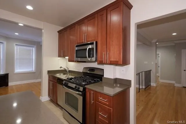 365 Stewart Avenue, Hempstead, NY, 1 Bedroom Bedrooms, 4 Rooms Rooms,1 BathroomBathrooms,Residential Lease,For Rent,Stewart,0,981811 365 Stewart Avenue, Hempstead, NY, 1 Bedroom Bedrooms, 4 Rooms Rooms,1 BathroomBathrooms,Residential Lease,For Rent,Stewart,0,981811