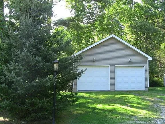 824 Peenpack Trail, Deerpark, NY, 3 Bedrooms Bedrooms, 11 Rooms Rooms,3 BathroomsBathrooms,Residential,For Rent,Peenpack,0,981816 824 Peenpack Trail, Deerpark, NY, 3 Bedrooms Bedrooms, 11 Rooms Rooms,3 BathroomsBathrooms,Residential,For Rent,Peenpack,0,981816