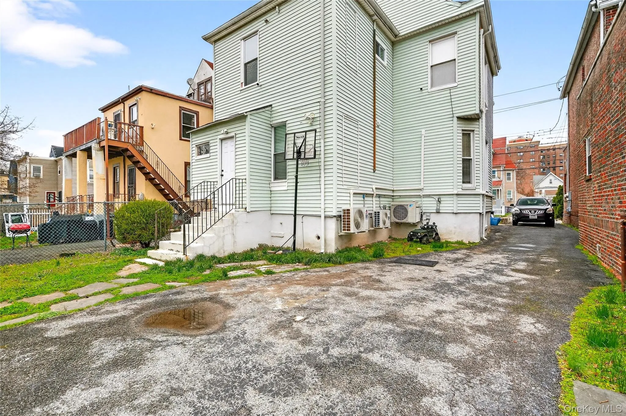 240 10th Avenue, Mount Vernon, NY, 4 Bedrooms Bedrooms, 15 Rooms Rooms,2 BathroomsBathrooms,Residential,For Rent,10th,0,981818 240 10th Avenue, Mount Vernon, NY, 4 Bedrooms Bedrooms, 15 Rooms Rooms,2 BathroomsBathrooms,Residential,For Rent,10th,0,981818