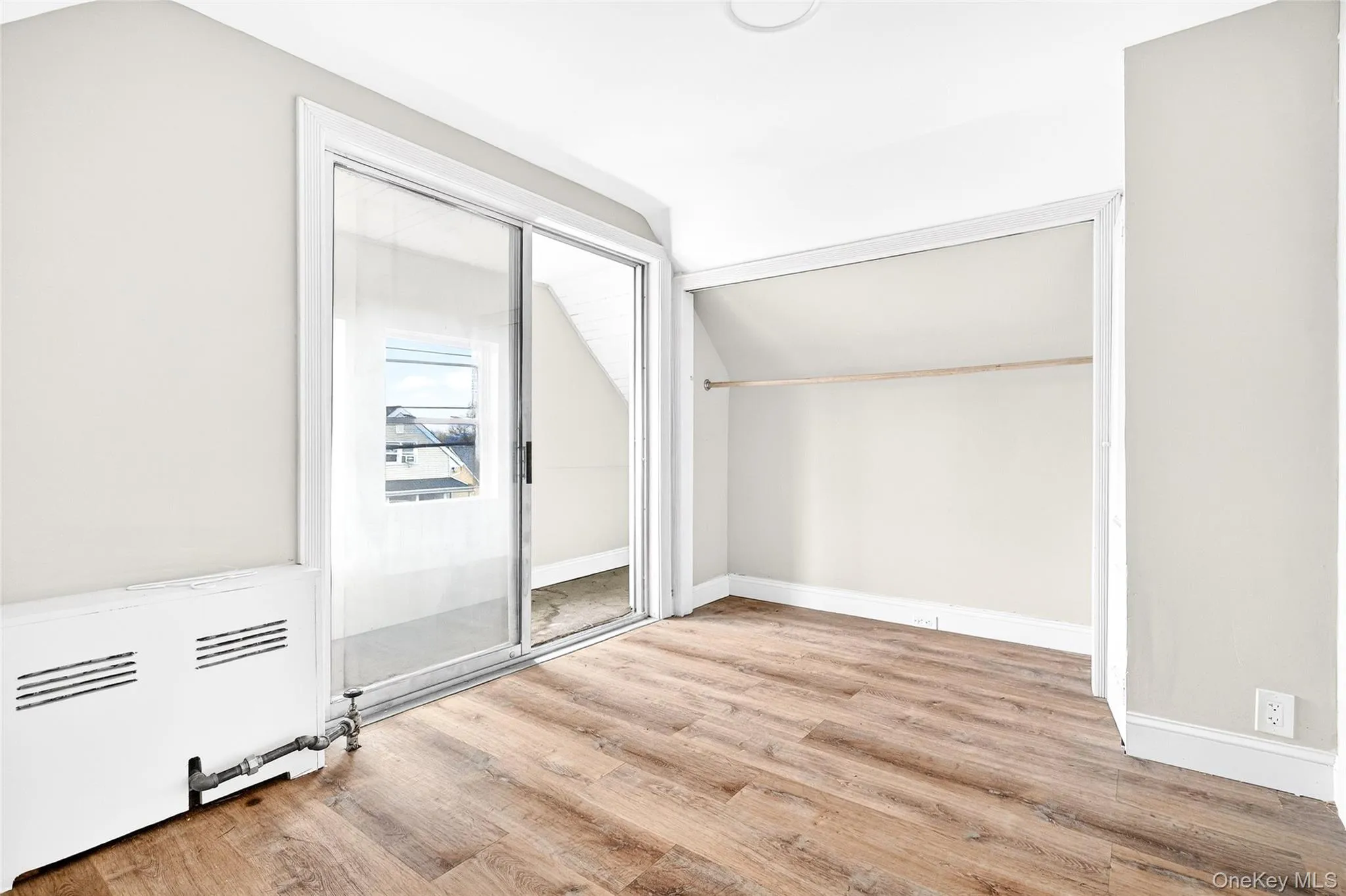 240 10th Avenue, Mount Vernon, NY, 4 Bedrooms Bedrooms, 15 Rooms Rooms,2 BathroomsBathrooms,Residential,For Rent,10th,0,981818 240 10th Avenue, Mount Vernon, NY, 4 Bedrooms Bedrooms, 15 Rooms Rooms,2 BathroomsBathrooms,Residential,For Rent,10th,0,981818