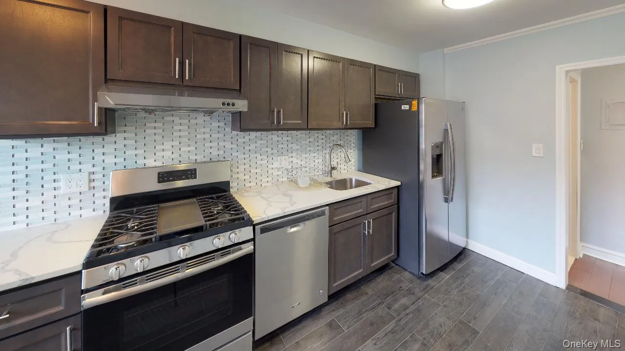 67-12 Juno Street, New York, NY, 3 Bedrooms Bedrooms, 5 Rooms Rooms,2 BathroomsBathrooms,Residential Lease,For Rent,Juno,0,981828 67-12 Juno Street, New York, NY, 3 Bedrooms Bedrooms, 5 Rooms Rooms,2 BathroomsBathrooms,Residential Lease,For Rent,Juno,0,981828