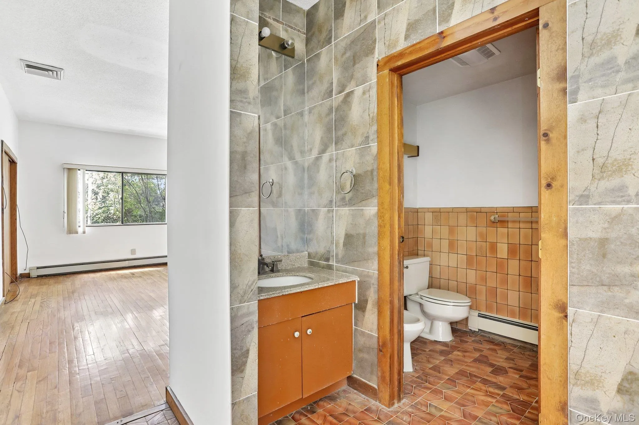 20 High Point Lane, Greenburgh, NY, 5 Bedrooms Bedrooms, 9 Rooms Rooms,3 BathroomsBathrooms,Residential,For Rent,High Point,0,981833 20 High Point Lane, Greenburgh, NY, 5 Bedrooms Bedrooms, 9 Rooms Rooms,3 BathroomsBathrooms,Residential,For Rent,High Point,0,981833