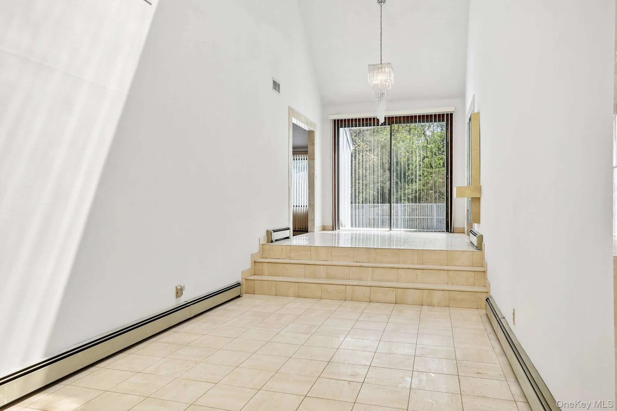 20 High Point Lane, Greenburgh, NY, 5 Bedrooms Bedrooms, 9 Rooms Rooms,3 BathroomsBathrooms,Residential,For Rent,High Point,0,981833 20 High Point Lane, Greenburgh, NY, 5 Bedrooms Bedrooms, 9 Rooms Rooms,3 BathroomsBathrooms,Residential,For Rent,High Point,0,981833