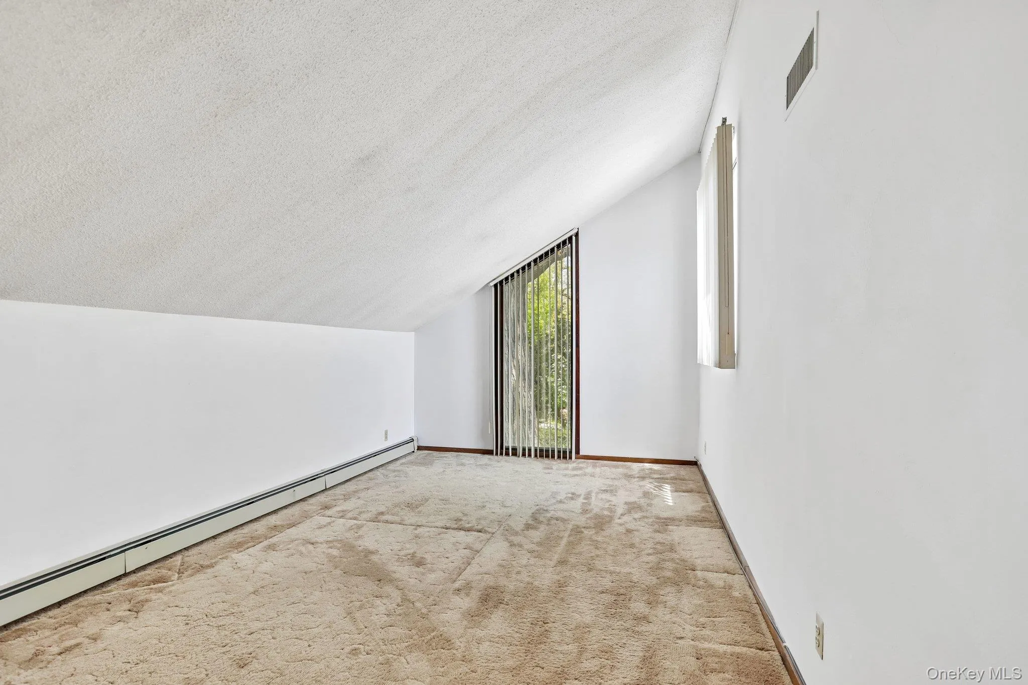 20 High Point Lane, Greenburgh, NY, 5 Bedrooms Bedrooms, 9 Rooms Rooms,3 BathroomsBathrooms,Residential,For Rent,High Point,0,981833 20 High Point Lane, Greenburgh, NY, 5 Bedrooms Bedrooms, 9 Rooms Rooms,3 BathroomsBathrooms,Residential,For Rent,High Point,0,981833