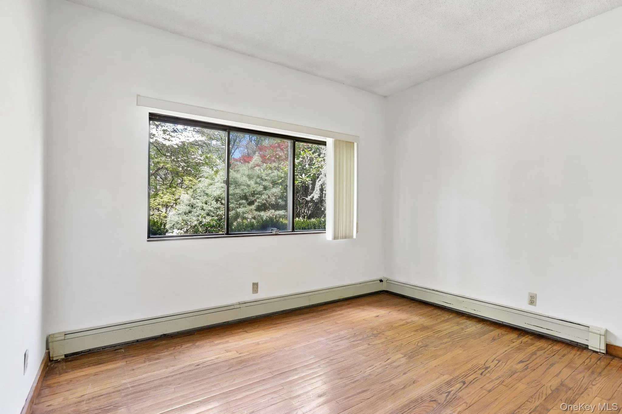 20 High Point Lane, Greenburgh, NY, 5 Bedrooms Bedrooms, 9 Rooms Rooms,3 BathroomsBathrooms,Residential,For Rent,High Point,0,981833 20 High Point Lane, Greenburgh, NY, 5 Bedrooms Bedrooms, 9 Rooms Rooms,3 BathroomsBathrooms,Residential,For Rent,High Point,0,981833