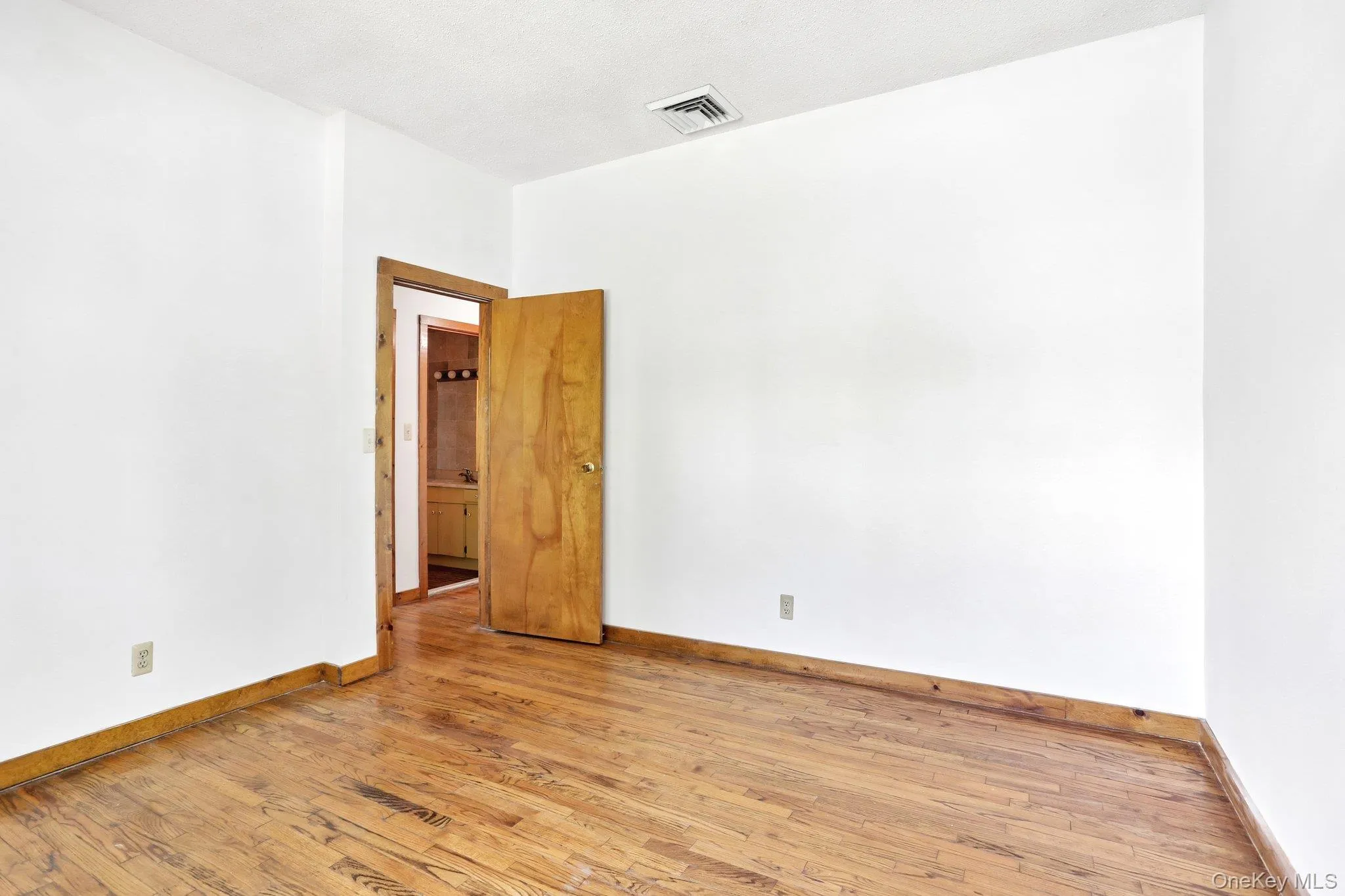 20 High Point Lane, Greenburgh, NY, 5 Bedrooms Bedrooms, 9 Rooms Rooms,3 BathroomsBathrooms,Residential,For Rent,High Point,0,981833 20 High Point Lane, Greenburgh, NY, 5 Bedrooms Bedrooms, 9 Rooms Rooms,3 BathroomsBathrooms,Residential,For Rent,High Point,0,981833