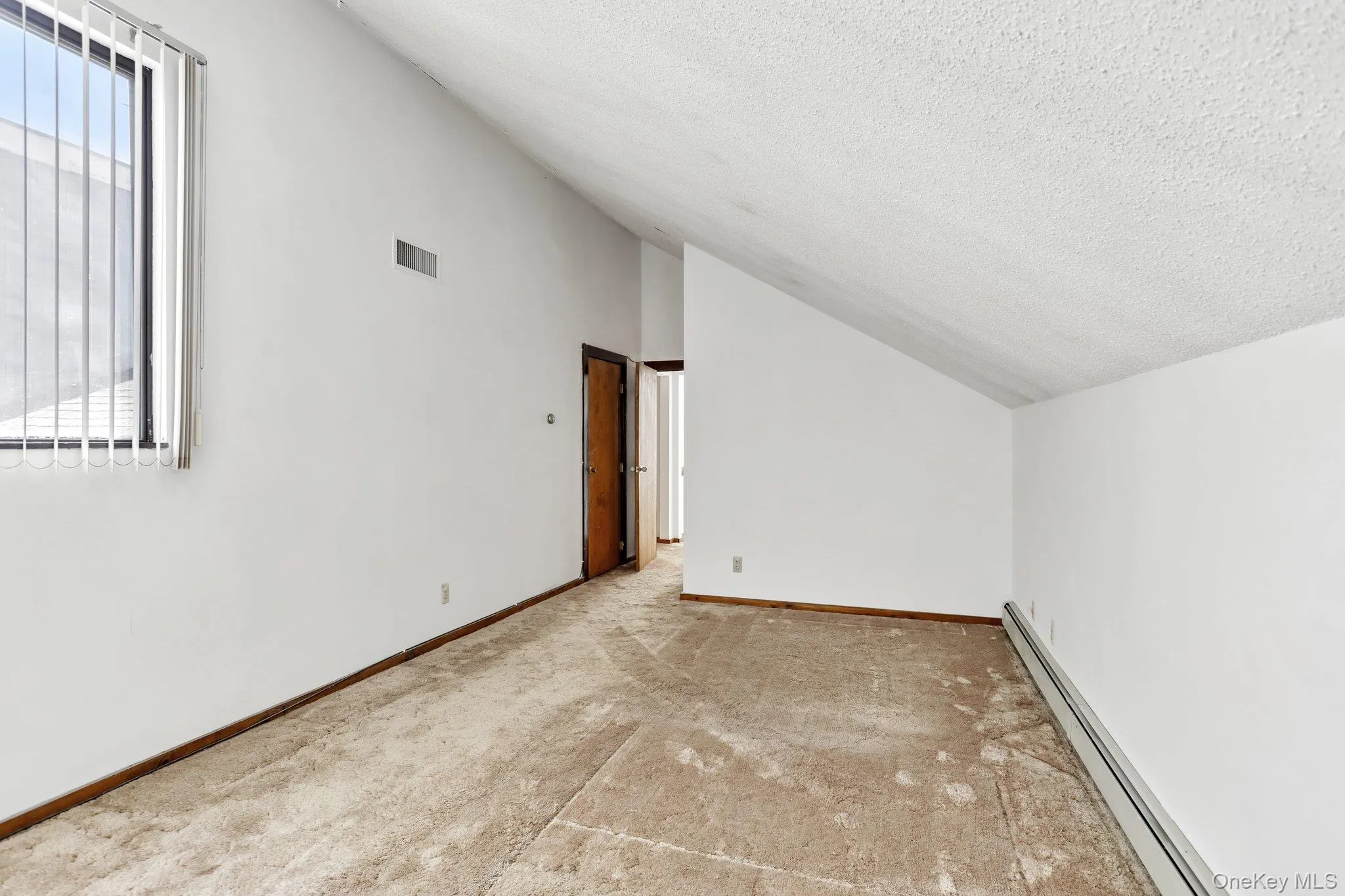 20 High Point Lane, Greenburgh, NY, 5 Bedrooms Bedrooms, 9 Rooms Rooms,3 BathroomsBathrooms,Residential,For Rent,High Point,0,981833 20 High Point Lane, Greenburgh, NY, 5 Bedrooms Bedrooms, 9 Rooms Rooms,3 BathroomsBathrooms,Residential,For Rent,High Point,0,981833