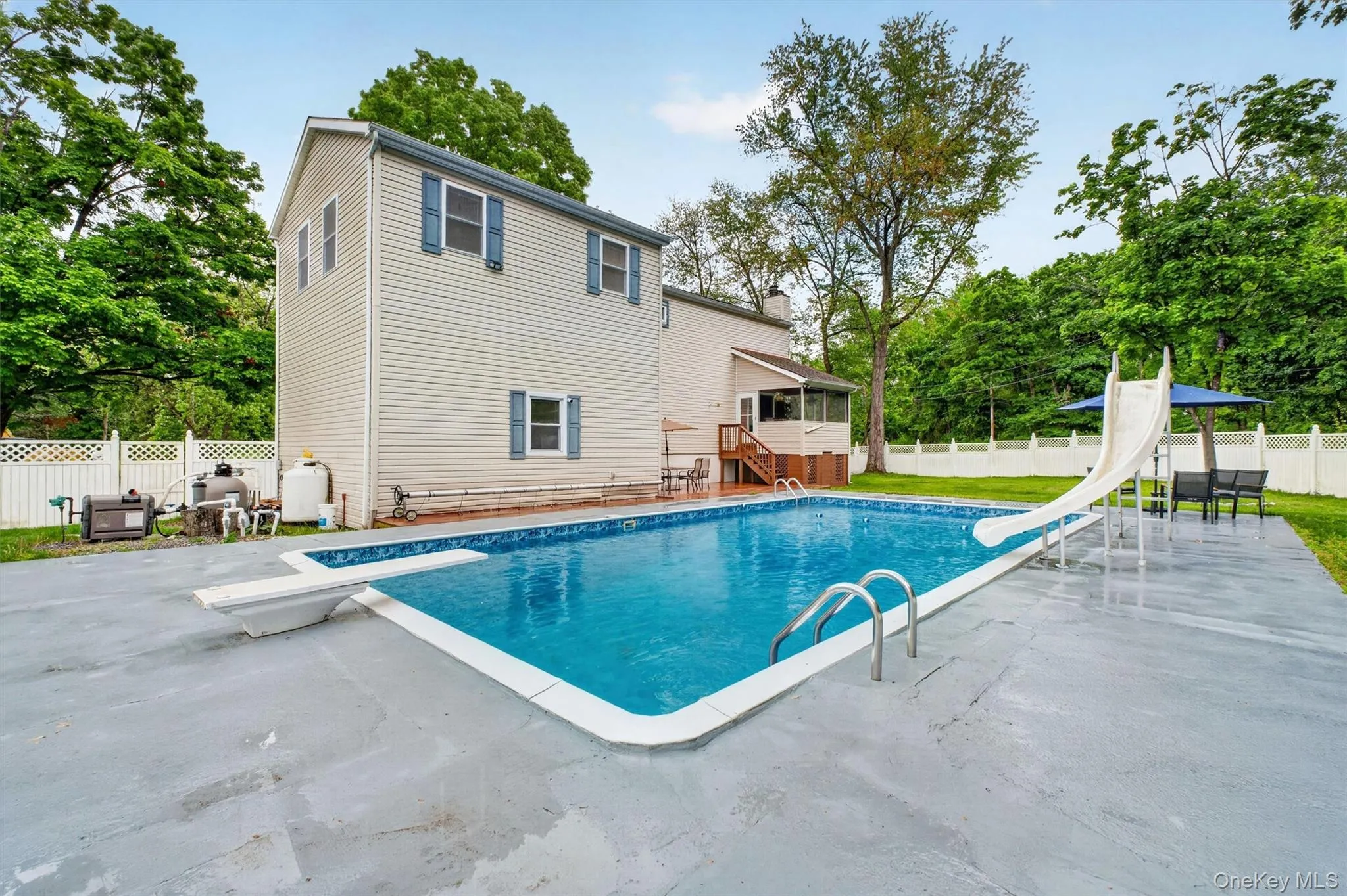 1 Merrywood Road, Poughkeepsie (town), NY, 4 Bedrooms Bedrooms, 7 Rooms Rooms,2 BathroomsBathrooms,Residential,For Rent,Merrywood,0,981834 1 Merrywood Road, Poughkeepsie (town), NY, 4 Bedrooms Bedrooms, 7 Rooms Rooms,2 BathroomsBathrooms,Residential,For Rent,Merrywood,0,981834