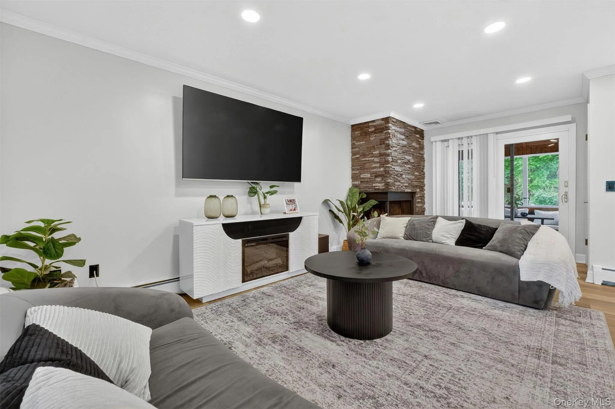 1 Merrywood Road, Poughkeepsie (town), NY, 4 Bedrooms Bedrooms, 7 Rooms Rooms,2 BathroomsBathrooms,Residential,For Rent,Merrywood,0,981834 1 Merrywood Road, Poughkeepsie (town), NY, 4 Bedrooms Bedrooms, 7 Rooms Rooms,2 BathroomsBathrooms,Residential,For Rent,Merrywood,0,981834