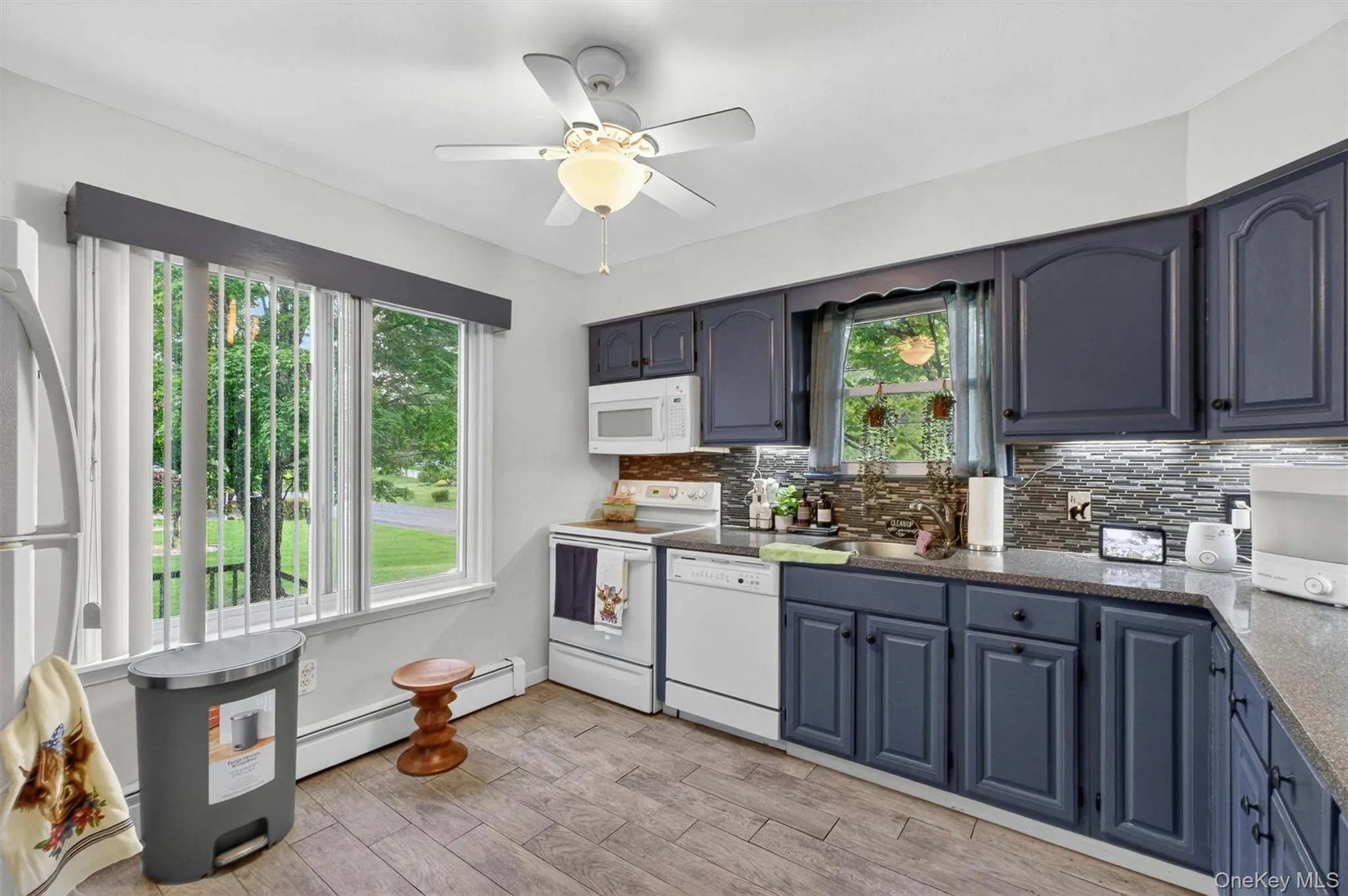 1 Merrywood Road, Poughkeepsie (town), NY, 4 Bedrooms Bedrooms, 7 Rooms Rooms,2 BathroomsBathrooms,Residential,For Rent,Merrywood,0,981834 1 Merrywood Road, Poughkeepsie (town), NY, 4 Bedrooms Bedrooms, 7 Rooms Rooms,2 BathroomsBathrooms,Residential,For Rent,Merrywood,0,981834