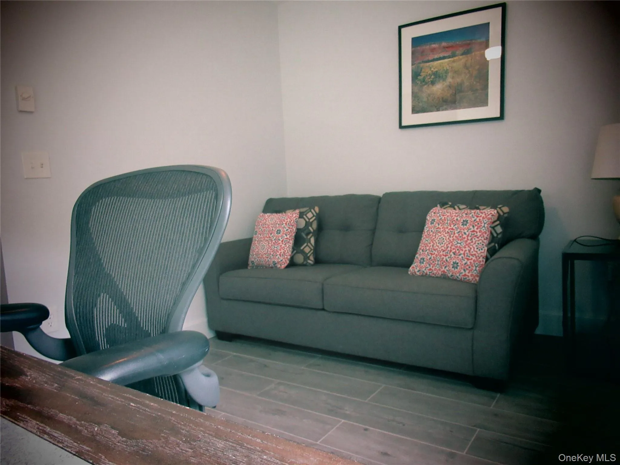 Use as an office, library, craft room or media space Use as an office, library, craft room or media space