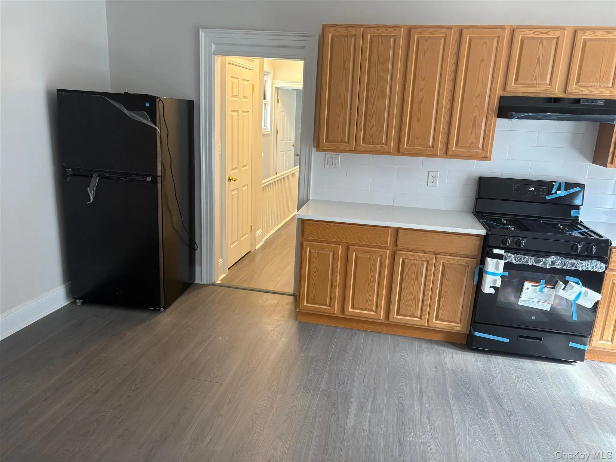 675 230th Street, New York, NY, 3 Bedrooms Bedrooms, 4 Rooms Rooms,1 BathroomBathrooms,Residential Lease,For Rent,230th,0,981865 675 230th Street, New York, NY, 3 Bedrooms Bedrooms, 4 Rooms Rooms,1 BathroomBathrooms,Residential Lease,For Rent,230th,0,981865
