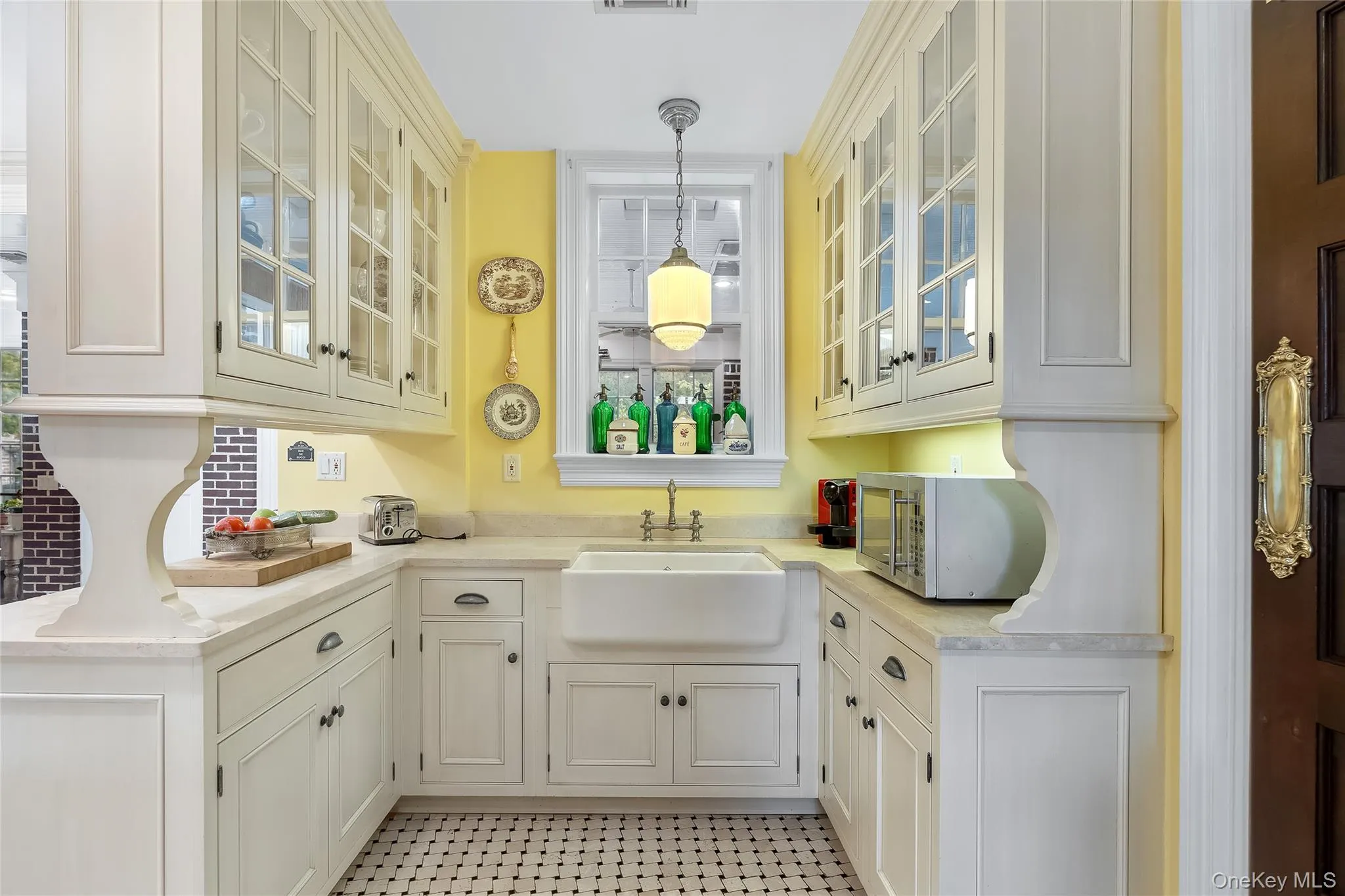 127 Beverly Road, New York, NY, 6 Bedrooms Bedrooms, 15 Rooms Rooms,6 BathroomsBathrooms,Residential,For Rent,Beverly,0,981875 127 Beverly Road, New York, NY, 6 Bedrooms Bedrooms, 15 Rooms Rooms,6 BathroomsBathrooms,Residential,For Rent,Beverly,0,981875