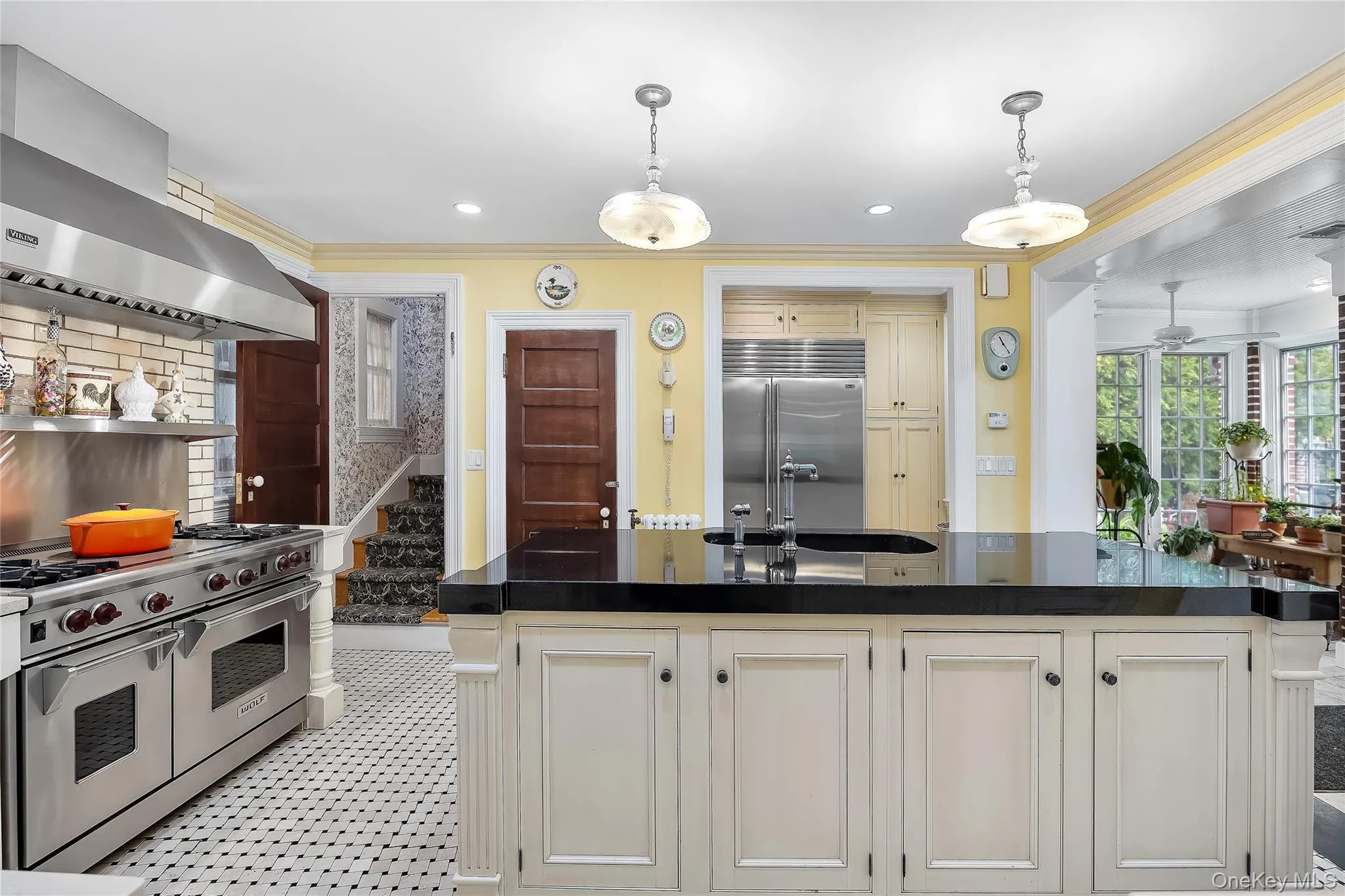 127 Beverly Road, New York, NY, 6 Bedrooms Bedrooms, 15 Rooms Rooms,6 BathroomsBathrooms,Residential,For Rent,Beverly,0,981875 127 Beverly Road, New York, NY, 6 Bedrooms Bedrooms, 15 Rooms Rooms,6 BathroomsBathrooms,Residential,For Rent,Beverly,0,981875
