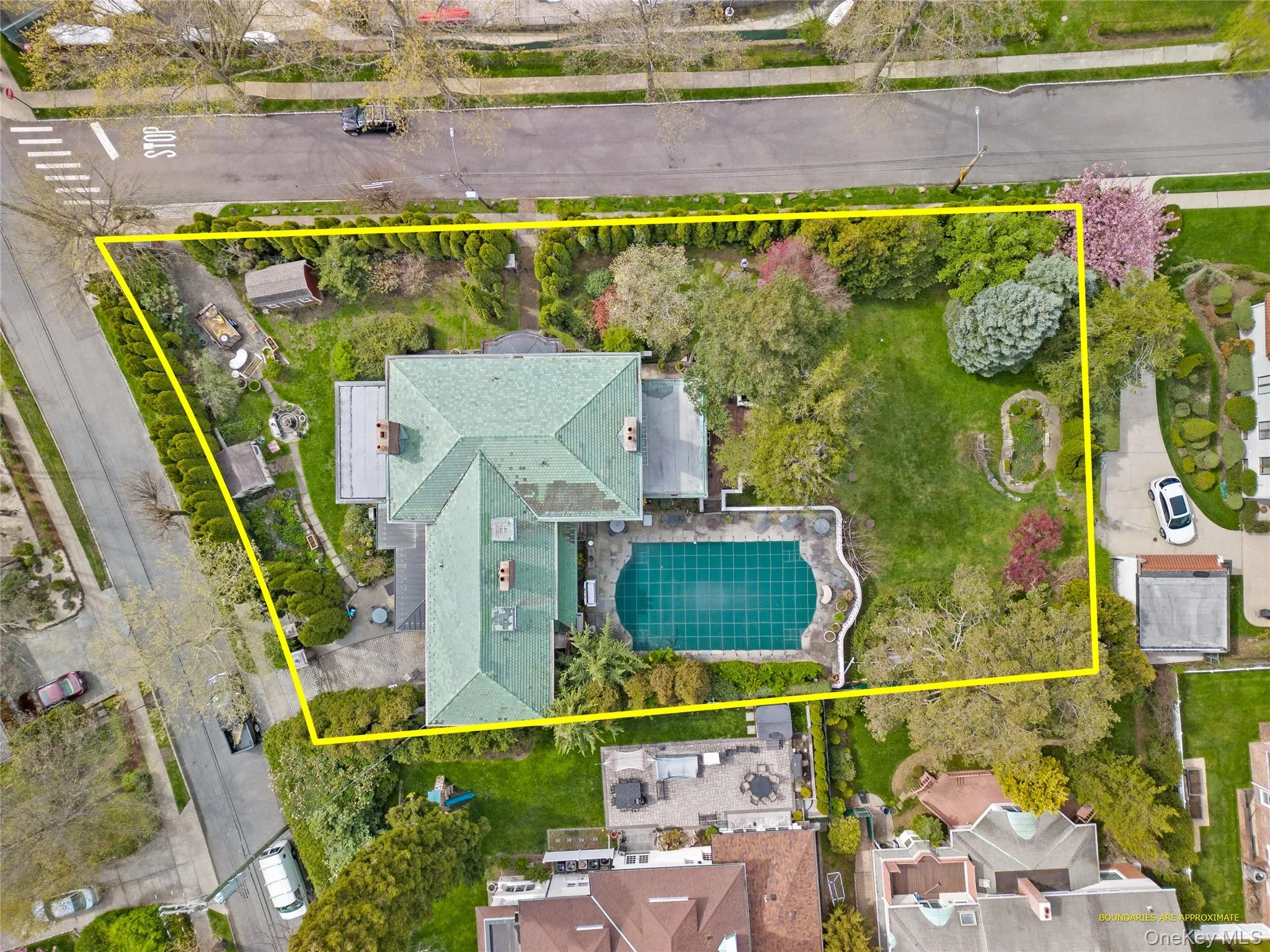 127 Beverly Road, New York, NY, 6 Bedrooms Bedrooms, 15 Rooms Rooms,6 BathroomsBathrooms,Residential,For Rent,Beverly,0,981875 127 Beverly Road, New York, NY, 6 Bedrooms Bedrooms, 15 Rooms Rooms,6 BathroomsBathrooms,Residential,For Rent,Beverly,0,981875