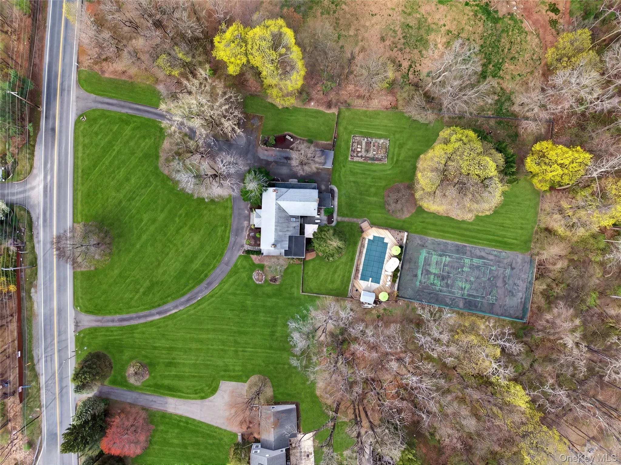 90 Quaker Avenue, Cornwall, NY, 4 Bedrooms Bedrooms, 12 Rooms Rooms,2 BathroomsBathrooms,Residential,For Rent,Quaker,0,981877 90 Quaker Avenue, Cornwall, NY, 4 Bedrooms Bedrooms, 12 Rooms Rooms,2 BathroomsBathrooms,Residential,For Rent,Quaker,0,981877