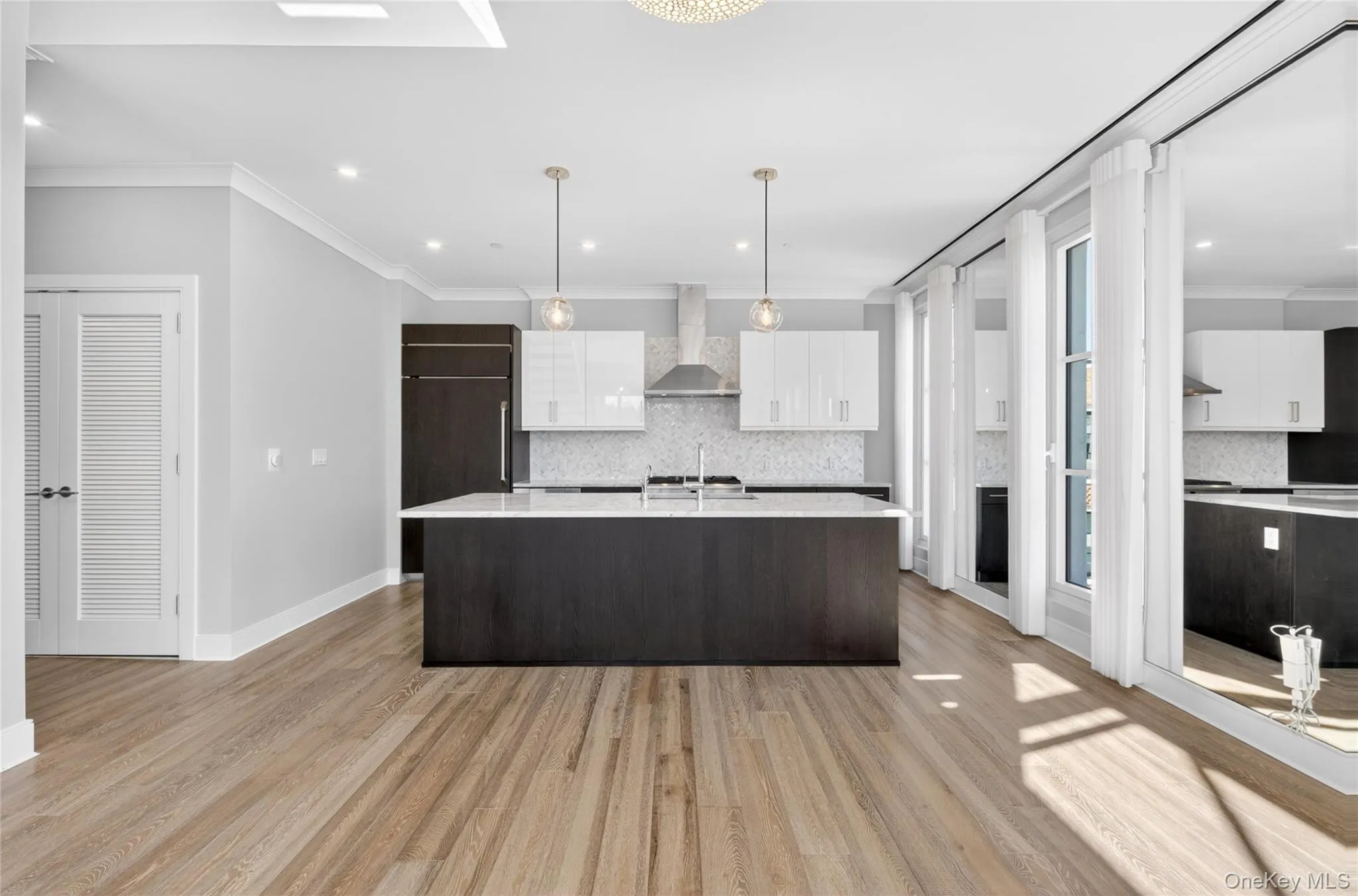 100 Garvies Point Road, Glen Cove, NY, 3 Bedrooms Bedrooms, 9 Rooms Rooms,3 BathroomsBathrooms,Residential,For Rent,Garvies Point,0,981878 100 Garvies Point Road, Glen Cove, NY, 3 Bedrooms Bedrooms, 9 Rooms Rooms,3 BathroomsBathrooms,Residential,For Rent,Garvies Point,0,981878