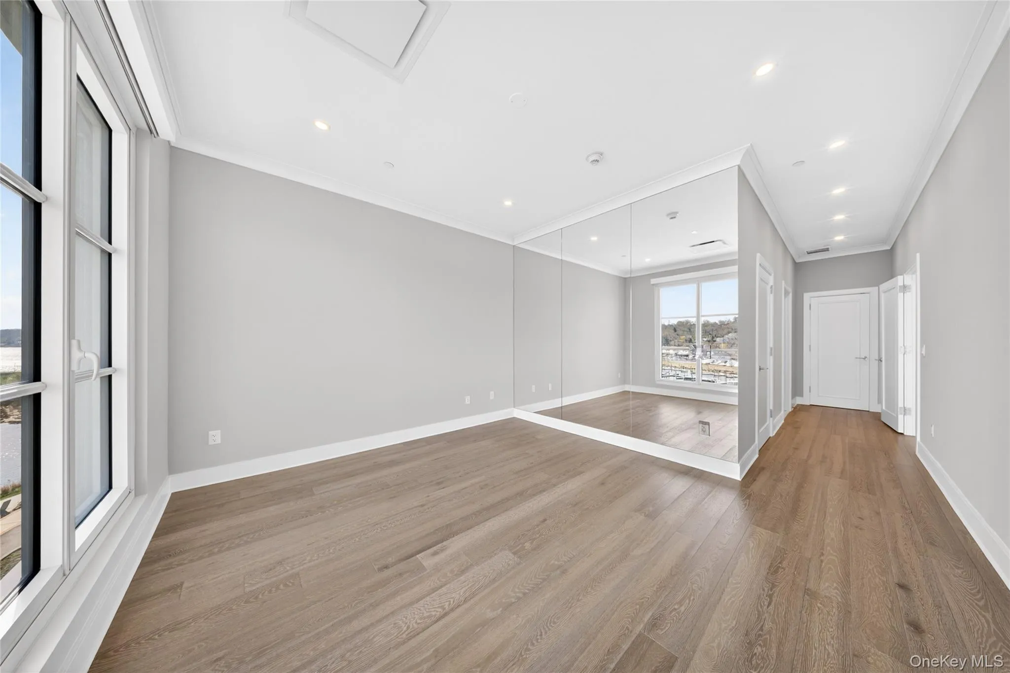 100 Garvies Point Road, Glen Cove, NY, 3 Bedrooms Bedrooms, 9 Rooms Rooms,3 BathroomsBathrooms,Residential,For Rent,Garvies Point,0,981878 100 Garvies Point Road, Glen Cove, NY, 3 Bedrooms Bedrooms, 9 Rooms Rooms,3 BathroomsBathrooms,Residential,For Rent,Garvies Point,0,981878