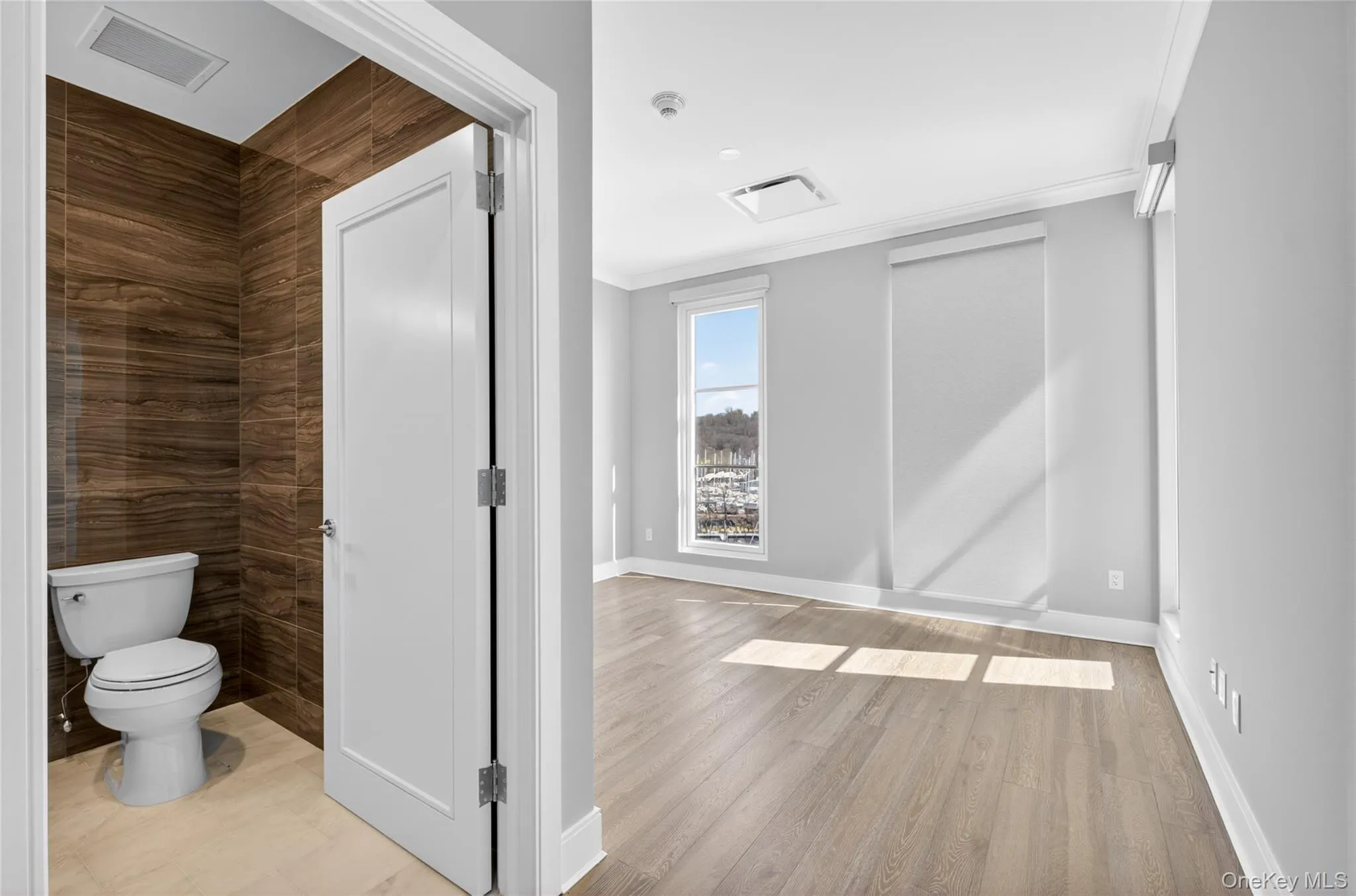 100 Garvies Point Road, Glen Cove, NY, 3 Bedrooms Bedrooms, 9 Rooms Rooms,3 BathroomsBathrooms,Residential,For Rent,Garvies Point,0,981878 100 Garvies Point Road, Glen Cove, NY, 3 Bedrooms Bedrooms, 9 Rooms Rooms,3 BathroomsBathrooms,Residential,For Rent,Garvies Point,0,981878