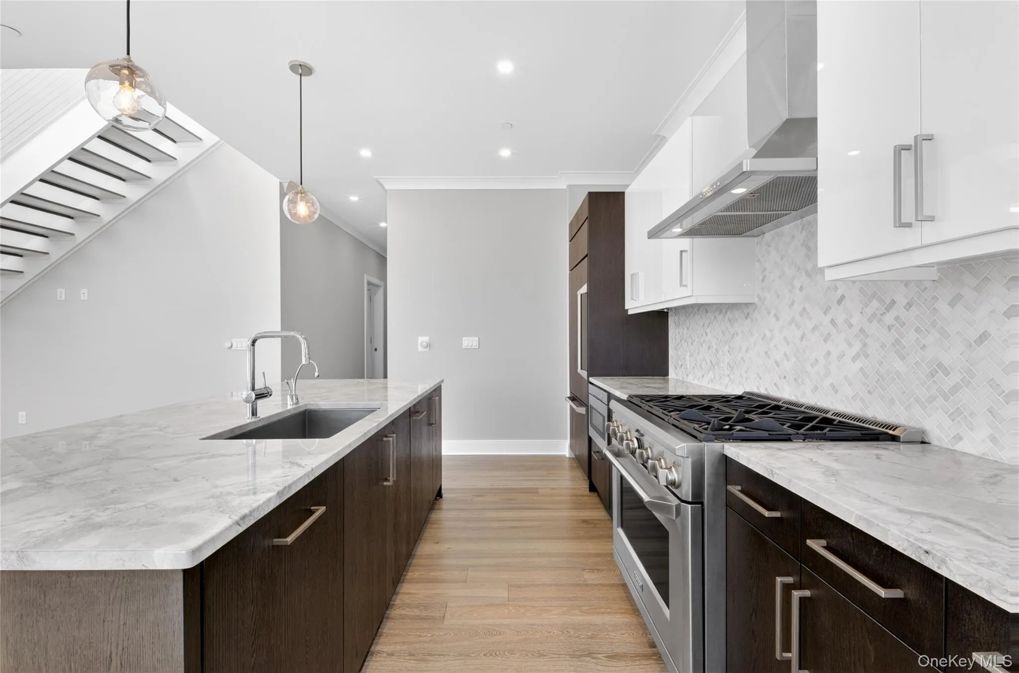 100 Garvies Point Road, Glen Cove, NY, 3 Bedrooms Bedrooms, 9 Rooms Rooms,3 BathroomsBathrooms,Residential,For Rent,Garvies Point,0,981878 100 Garvies Point Road, Glen Cove, NY, 3 Bedrooms Bedrooms, 9 Rooms Rooms,3 BathroomsBathrooms,Residential,For Rent,Garvies Point,0,981878