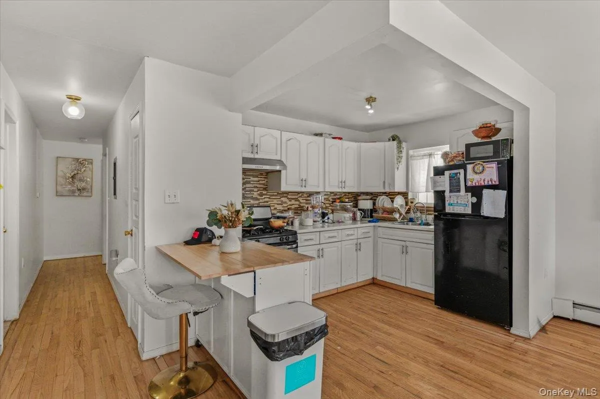 54 Ashford, New York, NY, 3 Bedrooms Bedrooms, 6 Rooms Rooms,2 BathroomsBathrooms,Residential Lease,For Rent,Ashford,0,981880 54 Ashford, New York, NY, 3 Bedrooms Bedrooms, 6 Rooms Rooms,2 BathroomsBathrooms,Residential Lease,For Rent,Ashford,0,981880