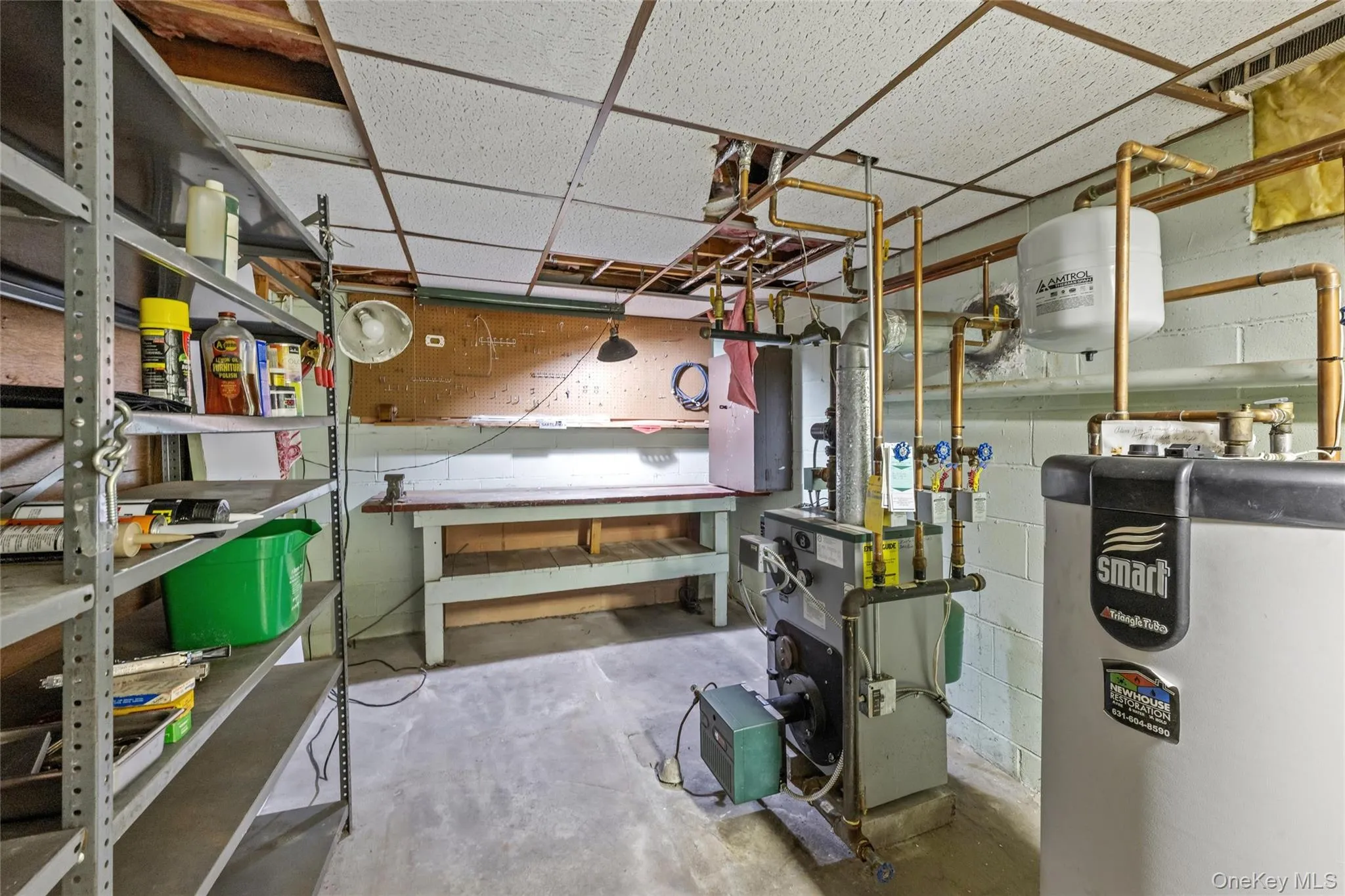 4 Columbine Avenue, Southampton, NY, 3 Bedrooms Bedrooms, 8 Rooms Rooms,2 BathroomsBathrooms,Residential,For Rent,Columbine,0,981892 4 Columbine Avenue, Southampton, NY, 3 Bedrooms Bedrooms, 8 Rooms Rooms,2 BathroomsBathrooms,Residential,For Rent,Columbine,0,981892