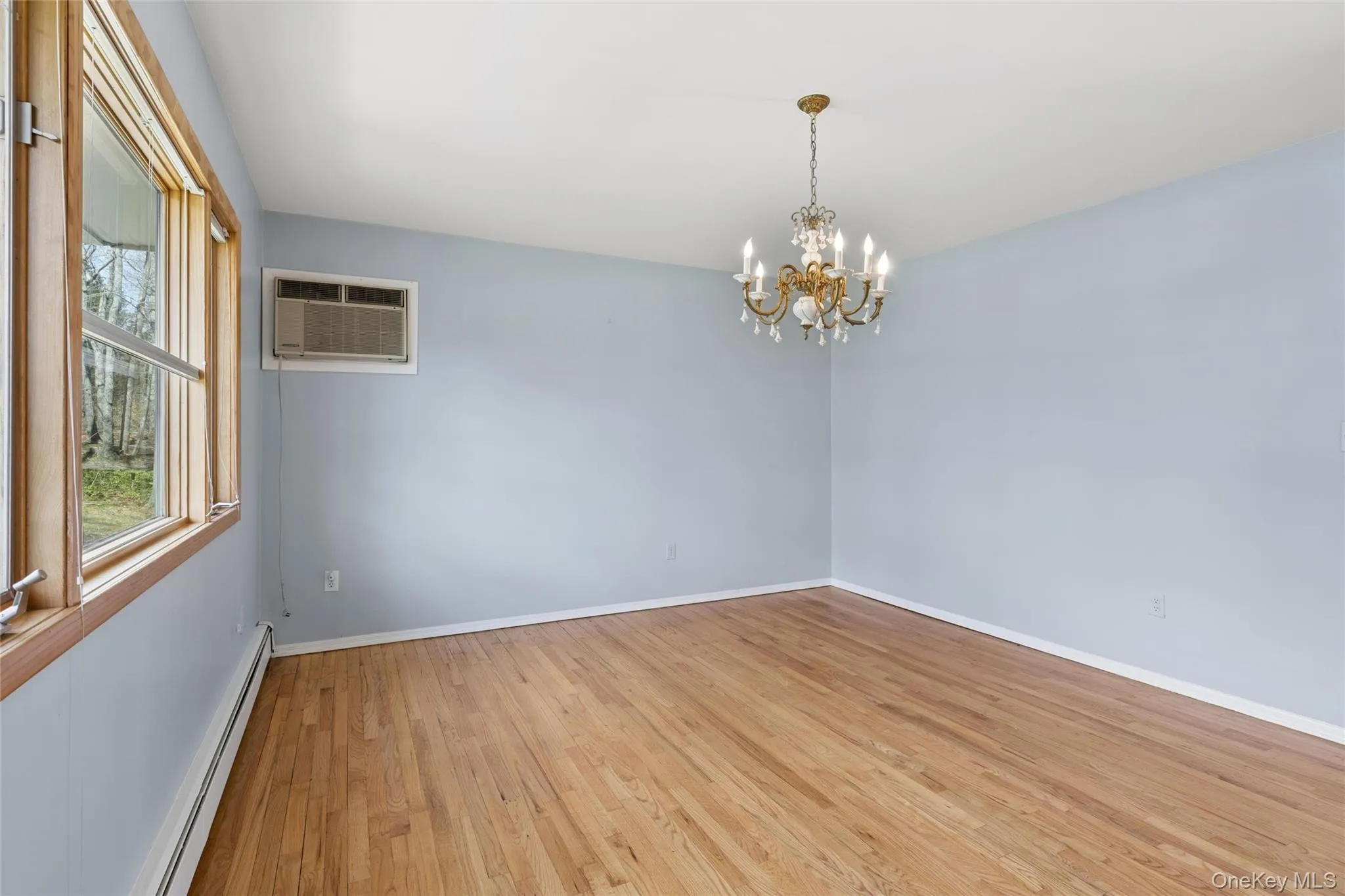 4 Columbine Avenue, Southampton, NY, 3 Bedrooms Bedrooms, 8 Rooms Rooms,2 BathroomsBathrooms,Residential,For Rent,Columbine,0,981892 4 Columbine Avenue, Southampton, NY, 3 Bedrooms Bedrooms, 8 Rooms Rooms,2 BathroomsBathrooms,Residential,For Rent,Columbine,0,981892