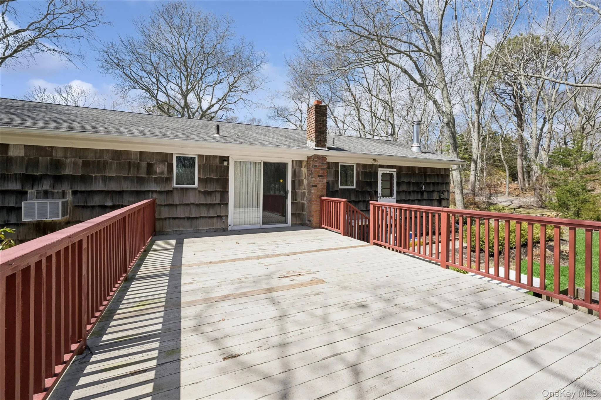 4 Columbine Avenue, Southampton, NY, 3 Bedrooms Bedrooms, 8 Rooms Rooms,2 BathroomsBathrooms,Residential,For Rent,Columbine,0,981892 4 Columbine Avenue, Southampton, NY, 3 Bedrooms Bedrooms, 8 Rooms Rooms,2 BathroomsBathrooms,Residential,For Rent,Columbine,0,981892