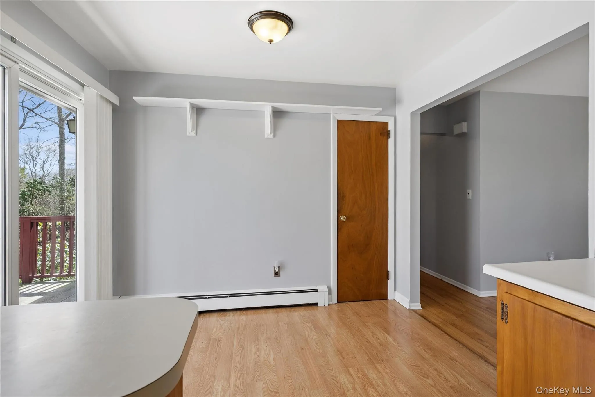 4 Columbine Avenue, Southampton, NY, 3 Bedrooms Bedrooms, 8 Rooms Rooms,2 BathroomsBathrooms,Residential,For Rent,Columbine,0,981892 4 Columbine Avenue, Southampton, NY, 3 Bedrooms Bedrooms, 8 Rooms Rooms,2 BathroomsBathrooms,Residential,For Rent,Columbine,0,981892