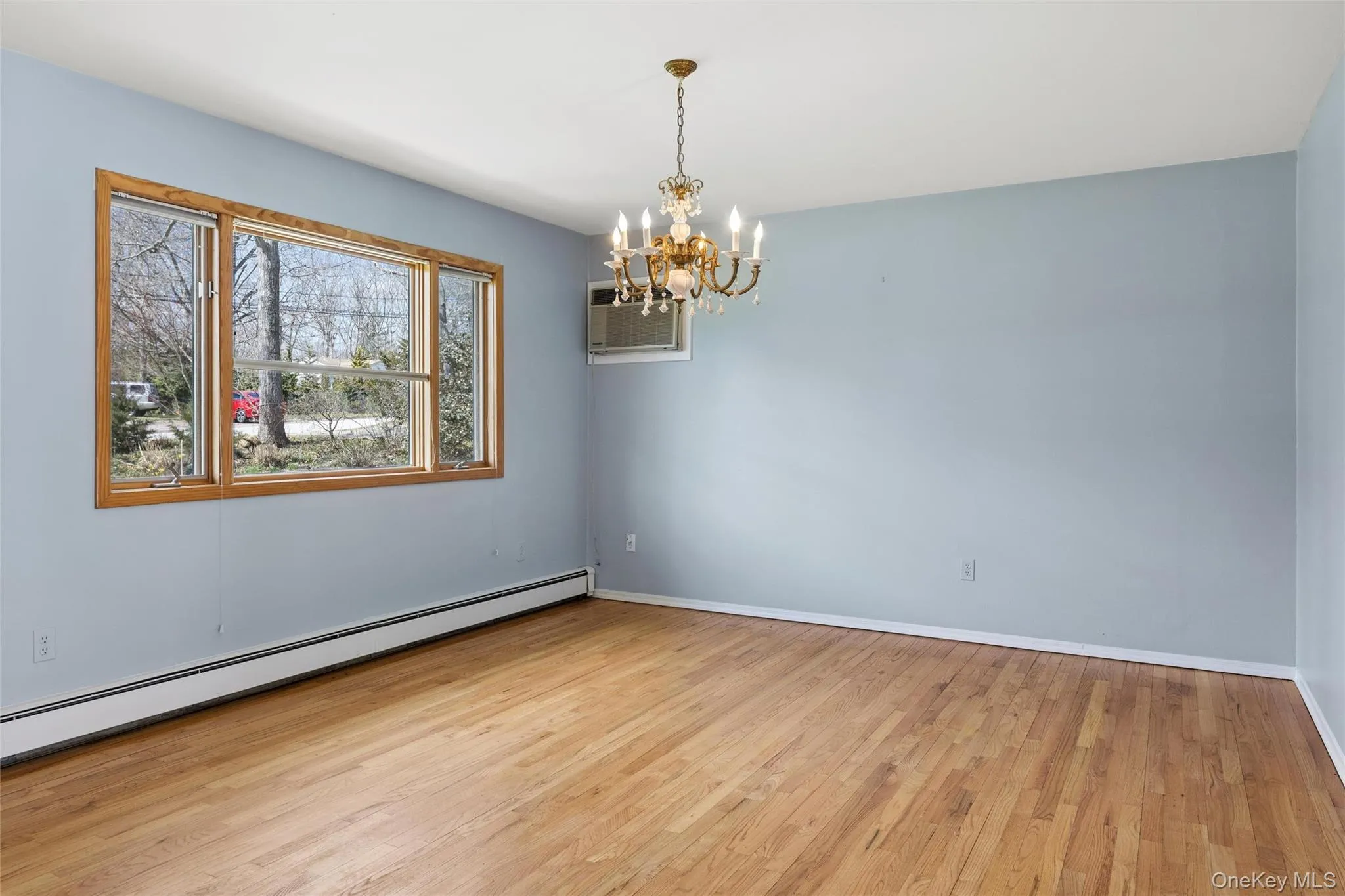 4 Columbine Avenue, Southampton, NY, 3 Bedrooms Bedrooms, 8 Rooms Rooms,2 BathroomsBathrooms,Residential,For Rent,Columbine,0,981892 4 Columbine Avenue, Southampton, NY, 3 Bedrooms Bedrooms, 8 Rooms Rooms,2 BathroomsBathrooms,Residential,For Rent,Columbine,0,981892