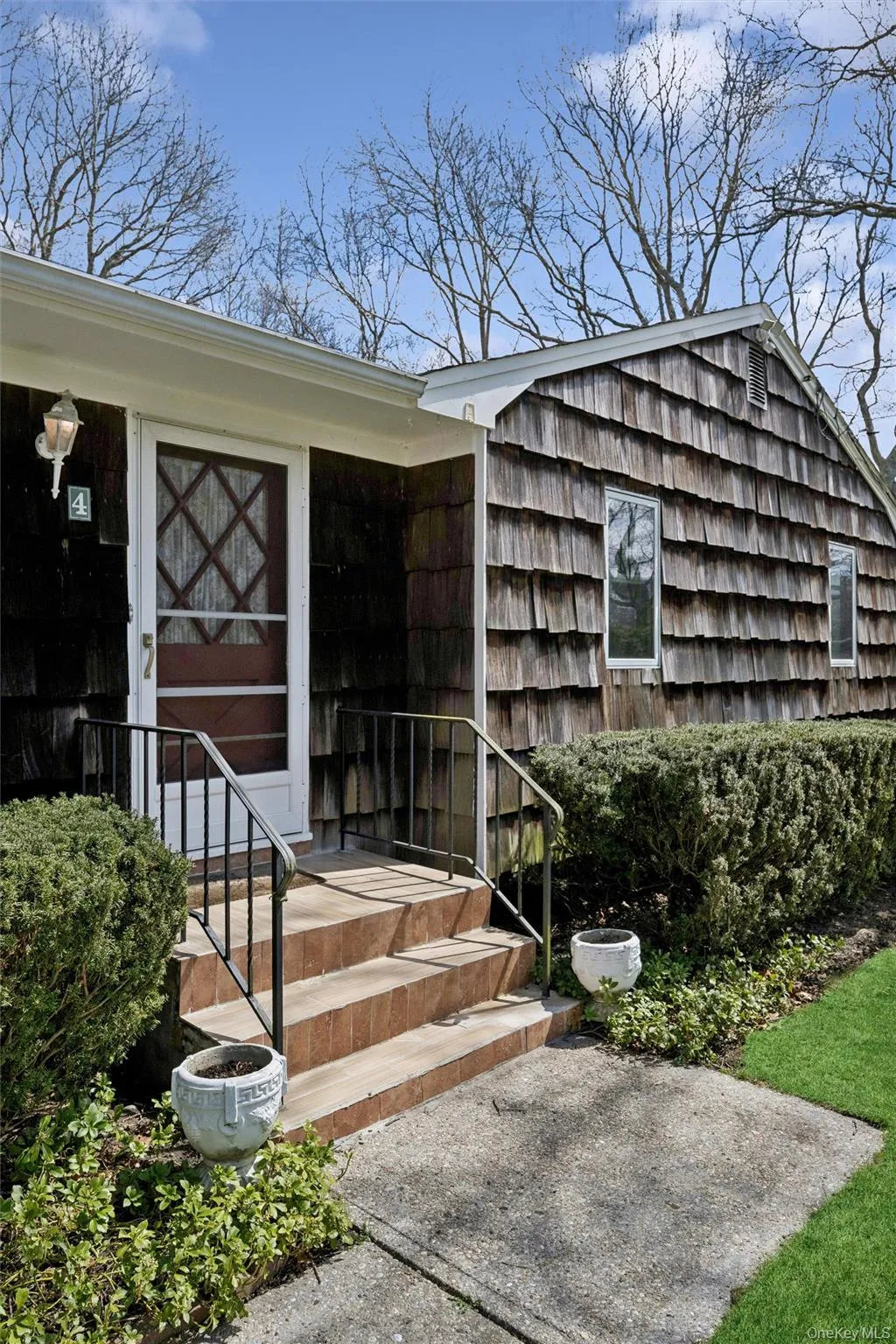 4 Columbine Avenue, Southampton, NY, 3 Bedrooms Bedrooms, 8 Rooms Rooms,2 BathroomsBathrooms,Residential,For Rent,Columbine,0,981892 4 Columbine Avenue, Southampton, NY, 3 Bedrooms Bedrooms, 8 Rooms Rooms,2 BathroomsBathrooms,Residential,For Rent,Columbine,0,981892