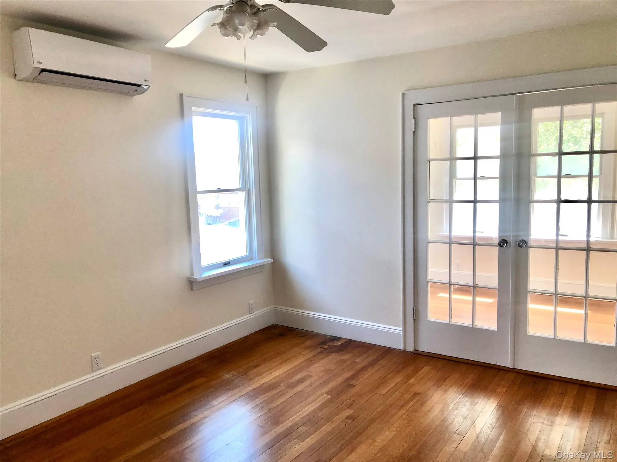 23 West Walnut Street, Long Beach, NY, 2 Bedrooms Bedrooms, 6 Rooms Rooms,2 BathroomsBathrooms,Residential Lease,For Rent,West Walnut Street,0,981895 23 West Walnut Street, Long Beach, NY, 2 Bedrooms Bedrooms, 6 Rooms Rooms,2 BathroomsBathrooms,Residential Lease,For Rent,West Walnut Street,0,981895