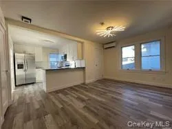 23 West Walnut Street, Long Beach, NY, 2 Bedrooms Bedrooms, 6 Rooms Rooms,2 BathroomsBathrooms,Residential Lease,For Rent,West Walnut Street,0,981895 23 West Walnut Street, Long Beach, NY, 2 Bedrooms Bedrooms, 6 Rooms Rooms,2 BathroomsBathrooms,Residential Lease,For Rent,West Walnut Street,0,981895