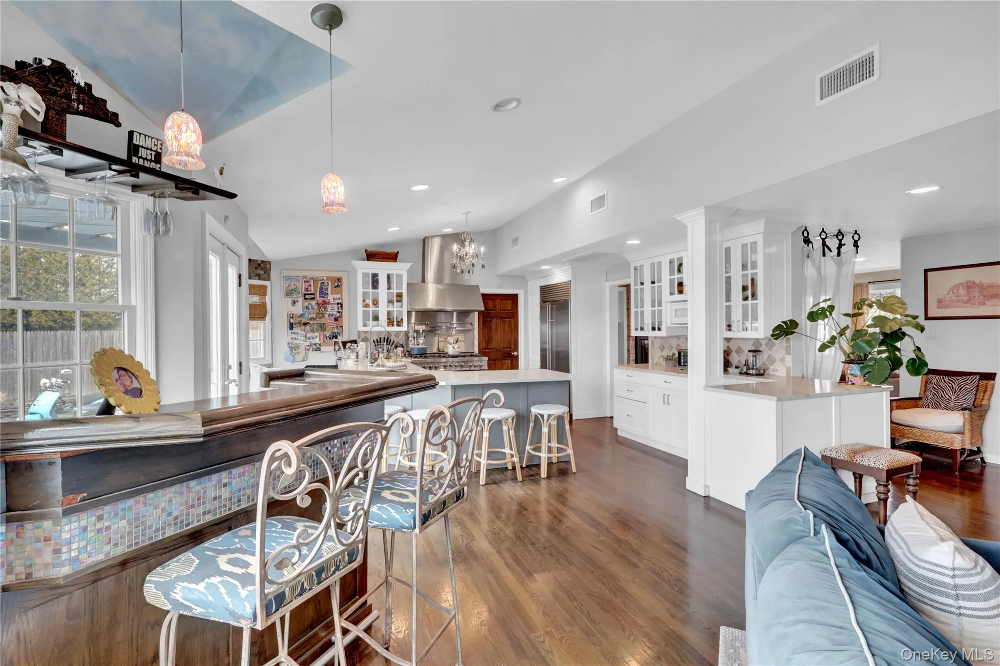 197 Blackheath Road, Hempstead, NY, 4 Bedrooms Bedrooms, 9 Rooms Rooms,3 BathroomsBathrooms,Residential Sale,For Rent,Blackheath,0,981905 197 Blackheath Road, Hempstead, NY, 4 Bedrooms Bedrooms, 9 Rooms Rooms,3 BathroomsBathrooms,Residential Sale,For Rent,Blackheath,0,981905