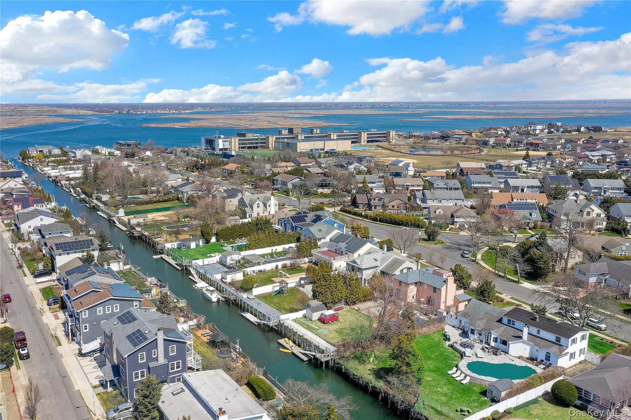 197 Blackheath Road, Hempstead, NY, 4 Bedrooms Bedrooms, 9 Rooms Rooms,3 BathroomsBathrooms,Residential Sale,For Rent,Blackheath,0,981905 197 Blackheath Road, Hempstead, NY, 4 Bedrooms Bedrooms, 9 Rooms Rooms,3 BathroomsBathrooms,Residential Sale,For Rent,Blackheath,0,981905