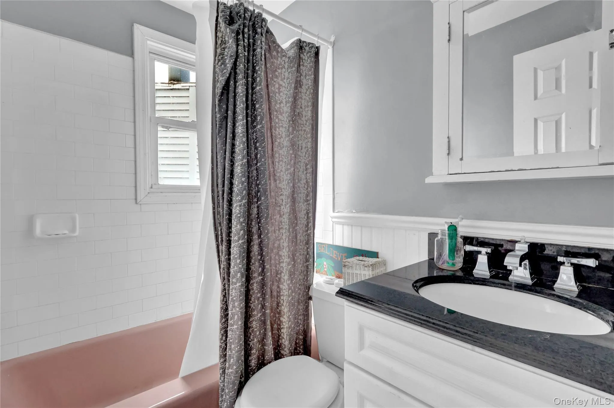 197 Blackheath Road, Hempstead, NY, 4 Bedrooms Bedrooms, 9 Rooms Rooms,3 BathroomsBathrooms,Residential Sale,For Rent,Blackheath,0,981905 197 Blackheath Road, Hempstead, NY, 4 Bedrooms Bedrooms, 9 Rooms Rooms,3 BathroomsBathrooms,Residential Sale,For Rent,Blackheath,0,981905