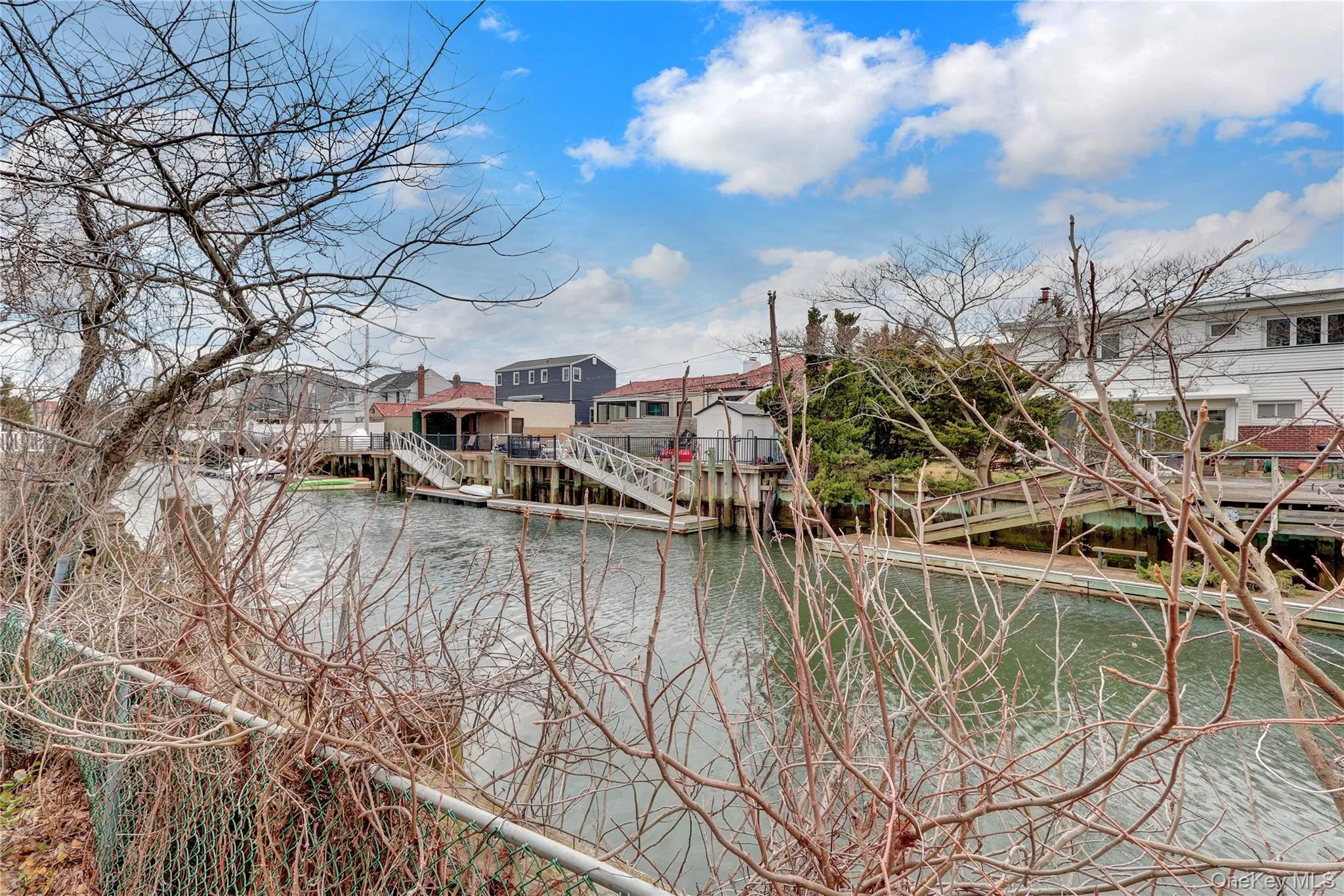 197 Blackheath Road, Hempstead, NY, 4 Bedrooms Bedrooms, 9 Rooms Rooms,3 BathroomsBathrooms,Residential Sale,For Rent,Blackheath,0,981905 197 Blackheath Road, Hempstead, NY, 4 Bedrooms Bedrooms, 9 Rooms Rooms,3 BathroomsBathrooms,Residential Sale,For Rent,Blackheath,0,981905