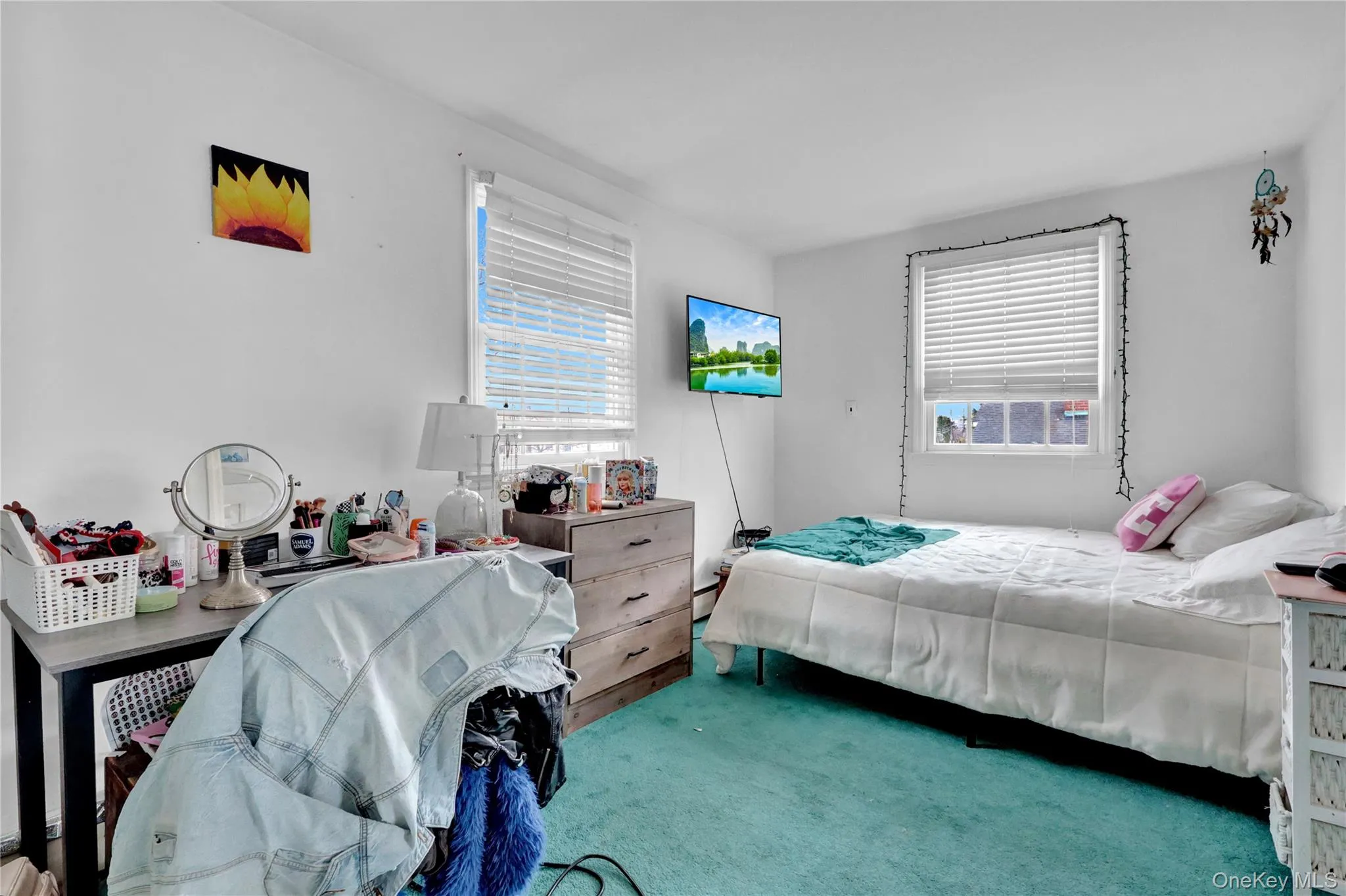 197 Blackheath Road, Hempstead, NY, 4 Bedrooms Bedrooms, 9 Rooms Rooms,3 BathroomsBathrooms,Residential Sale,For Rent,Blackheath,0,981905 197 Blackheath Road, Hempstead, NY, 4 Bedrooms Bedrooms, 9 Rooms Rooms,3 BathroomsBathrooms,Residential Sale,For Rent,Blackheath,0,981905