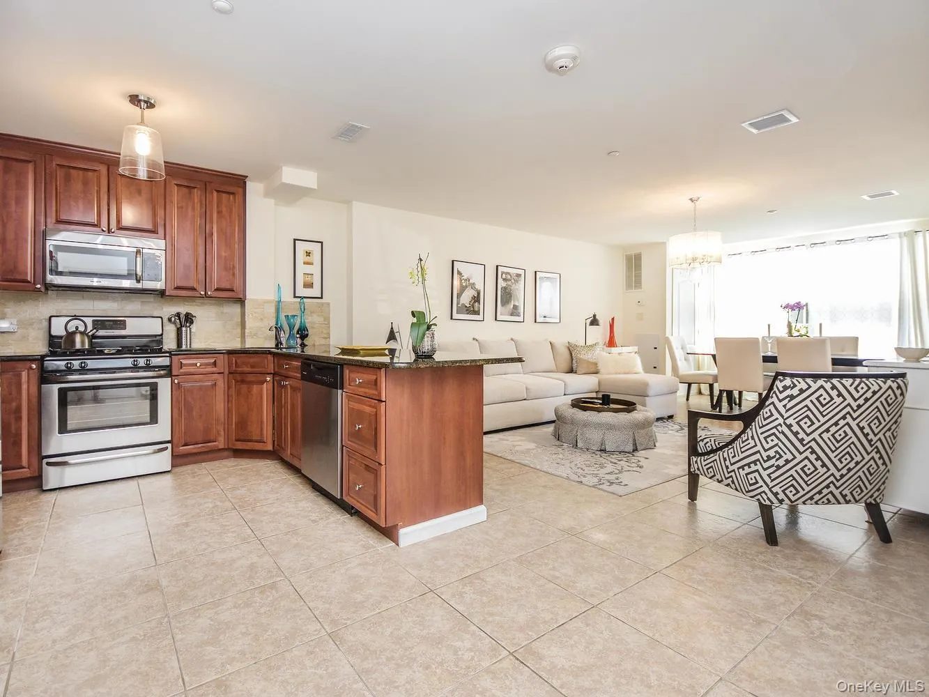 200 Carney Street, Glen Cove, NY, 1 Bedroom Bedrooms, 3 Rooms Rooms,1 BathroomBathrooms,Residential Lease,For Rent,Carney,0,981908 200 Carney Street, Glen Cove, NY, 1 Bedroom Bedrooms, 3 Rooms Rooms,1 BathroomBathrooms,Residential Lease,For Rent,Carney,0,981908
