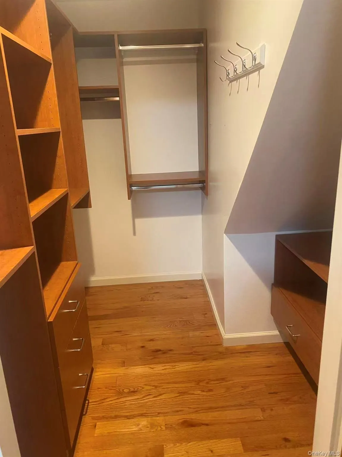 4327 220th street, New York, NY, 3 Bedrooms Bedrooms, 5 Rooms Rooms,2 BathroomsBathrooms,Residential Lease,For Rent,220th street,0,981931 4327 220th street, New York, NY, 3 Bedrooms Bedrooms, 5 Rooms Rooms,2 BathroomsBathrooms,Residential Lease,For Rent,220th street,0,981931