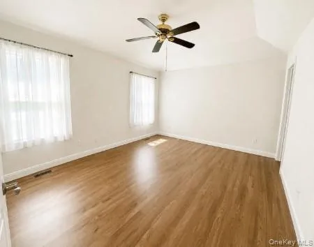 5 White Oak Court, Brookhaven, NY, 2 Bedrooms Bedrooms, 6 Rooms Rooms,2 BathroomsBathrooms,Residential,For Rent,White Oak,0,981936 5 White Oak Court, Brookhaven, NY, 2 Bedrooms Bedrooms, 6 Rooms Rooms,2 BathroomsBathrooms,Residential,For Rent,White Oak,0,981936