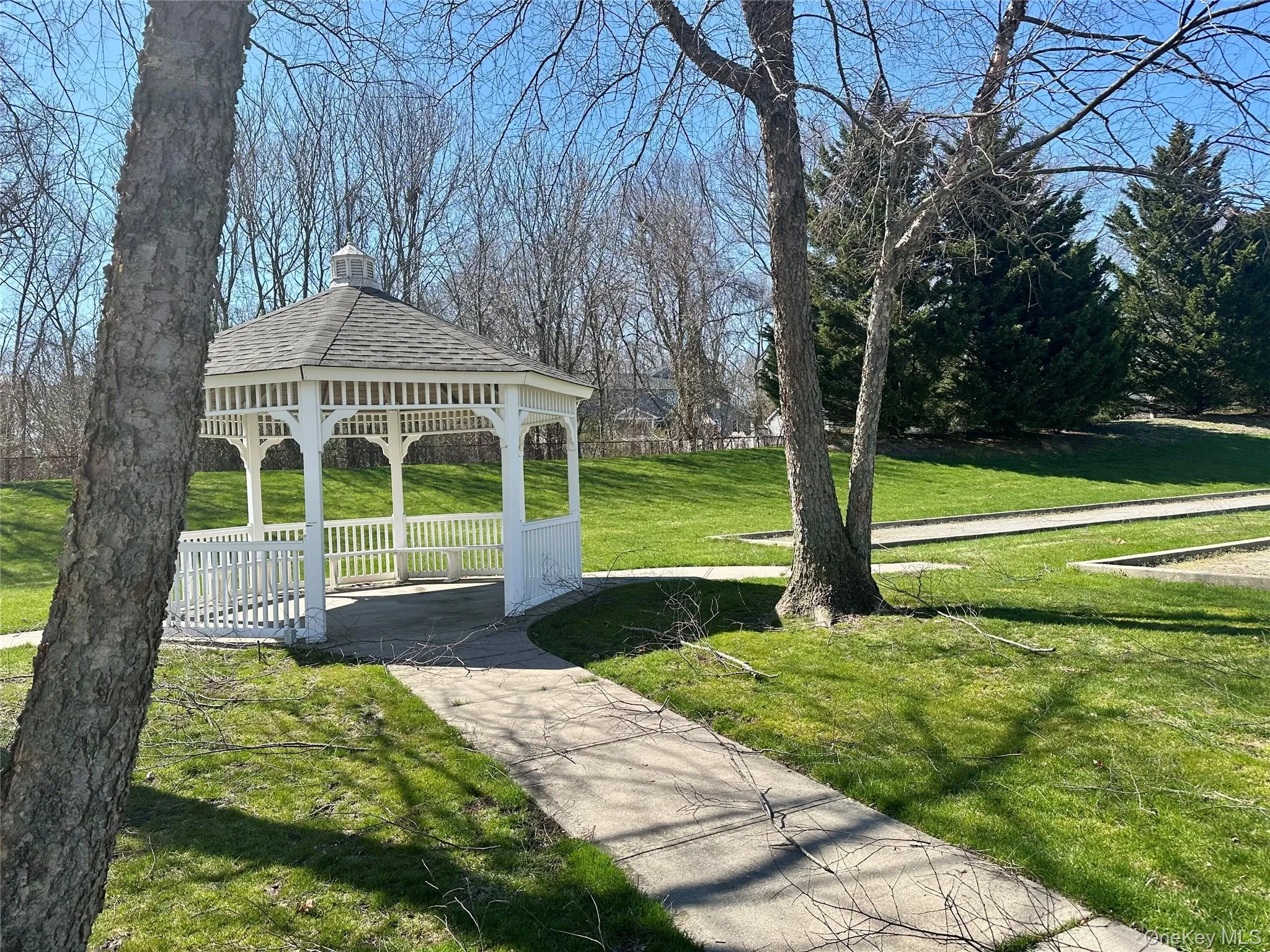 5 White Oak Court, Brookhaven, NY, 2 Bedrooms Bedrooms, 6 Rooms Rooms,2 BathroomsBathrooms,Residential,For Rent,White Oak,0,981936 5 White Oak Court, Brookhaven, NY, 2 Bedrooms Bedrooms, 6 Rooms Rooms,2 BathroomsBathrooms,Residential,For Rent,White Oak,0,981936