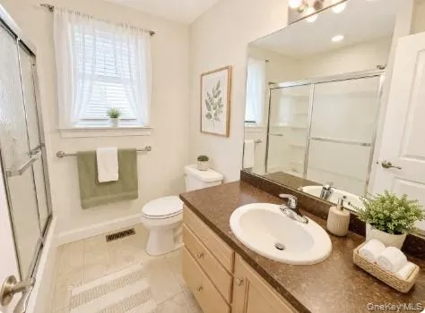 5 White Oak Court, Brookhaven, NY, 2 Bedrooms Bedrooms, 6 Rooms Rooms,2 BathroomsBathrooms,Residential,For Rent,White Oak,0,981936 5 White Oak Court, Brookhaven, NY, 2 Bedrooms Bedrooms, 6 Rooms Rooms,2 BathroomsBathrooms,Residential,For Rent,White Oak,0,981936