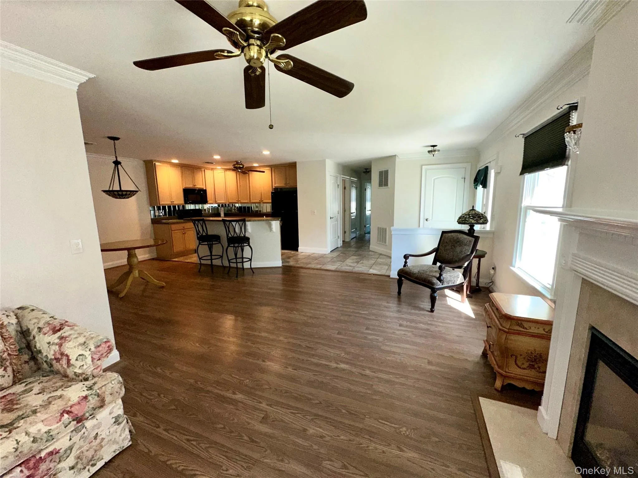 5 White Oak Court, Brookhaven, NY, 2 Bedrooms Bedrooms, 6 Rooms Rooms,2 BathroomsBathrooms,Residential,For Rent,White Oak,0,981936 5 White Oak Court, Brookhaven, NY, 2 Bedrooms Bedrooms, 6 Rooms Rooms,2 BathroomsBathrooms,Residential,For Rent,White Oak,0,981936