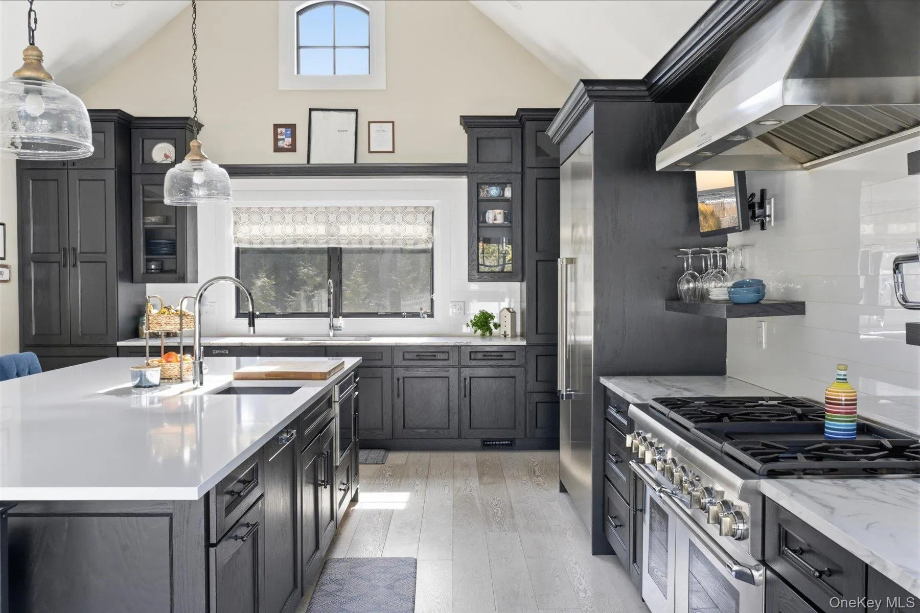 4 Post Lane, Southampton, NY, 5 Bedrooms Bedrooms, 10 Rooms Rooms,5 BathroomsBathrooms,Residential,For Rent,Post,0,981938 4 Post Lane, Southampton, NY, 5 Bedrooms Bedrooms, 10 Rooms Rooms,5 BathroomsBathrooms,Residential,For Rent,Post,0,981938